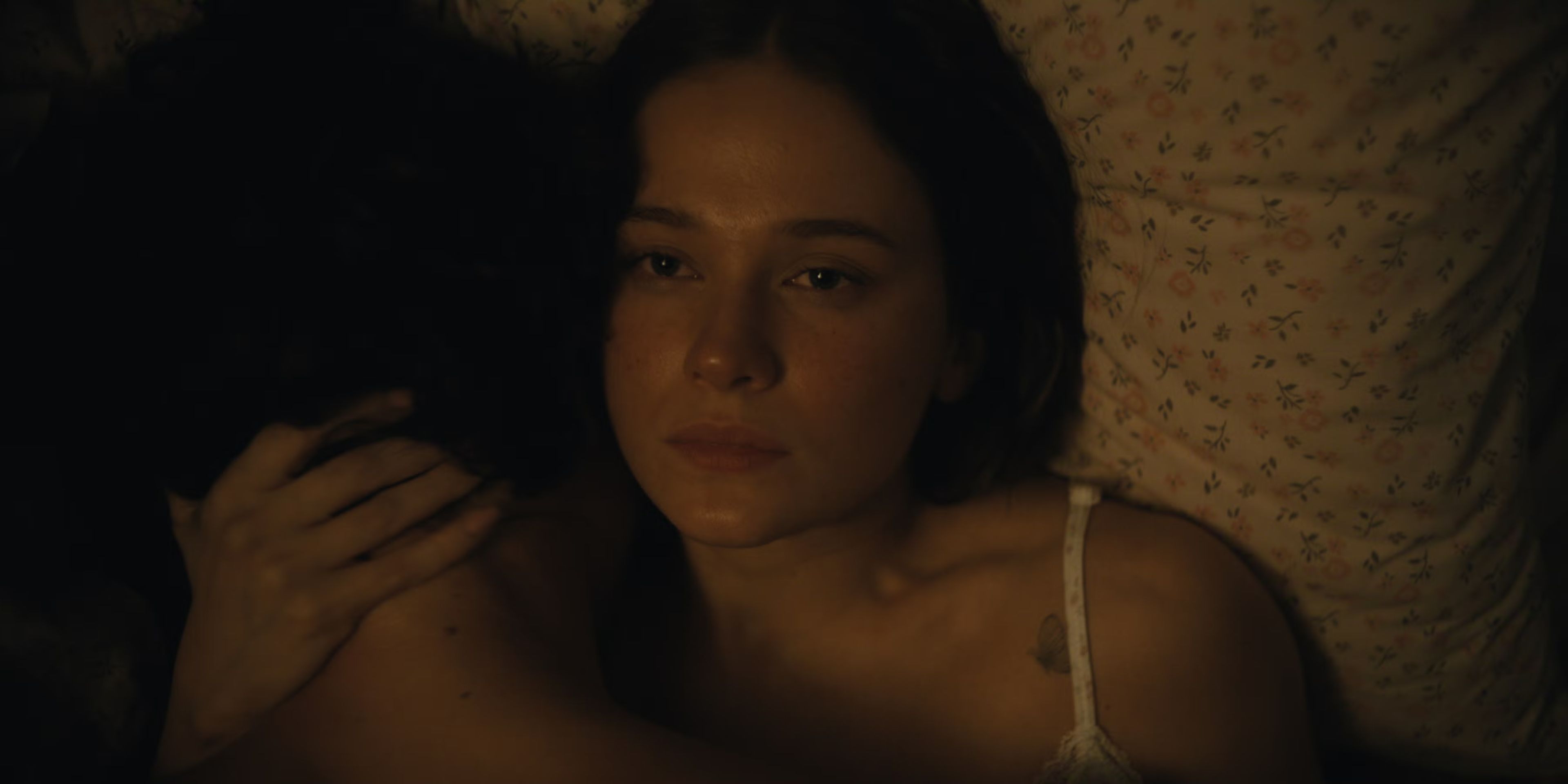 Netflix’s Best 2026 Thriller Is An 8-Part Masterpiece With No Bad Episodes image