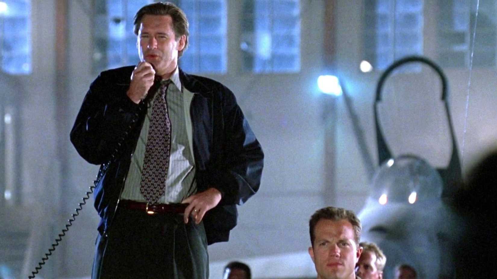 Bill Pullman as President Thomas J Whitmore giving his speech in Independence Day