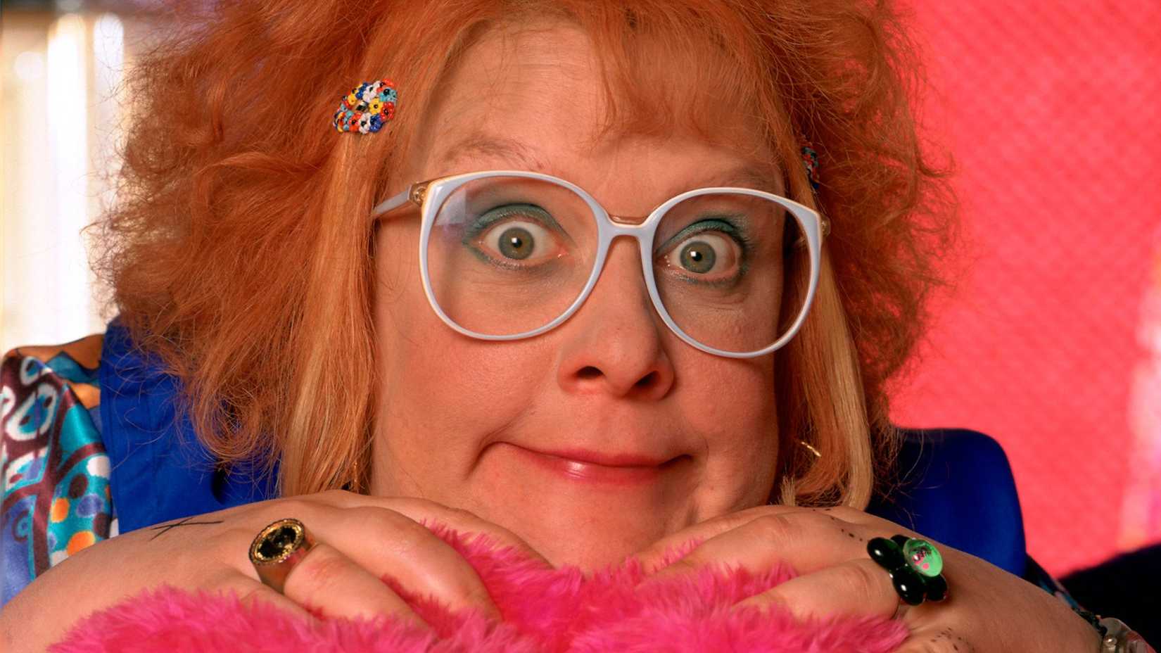 Cathy Burke as Linda in Gimme, Gimme, Gimme