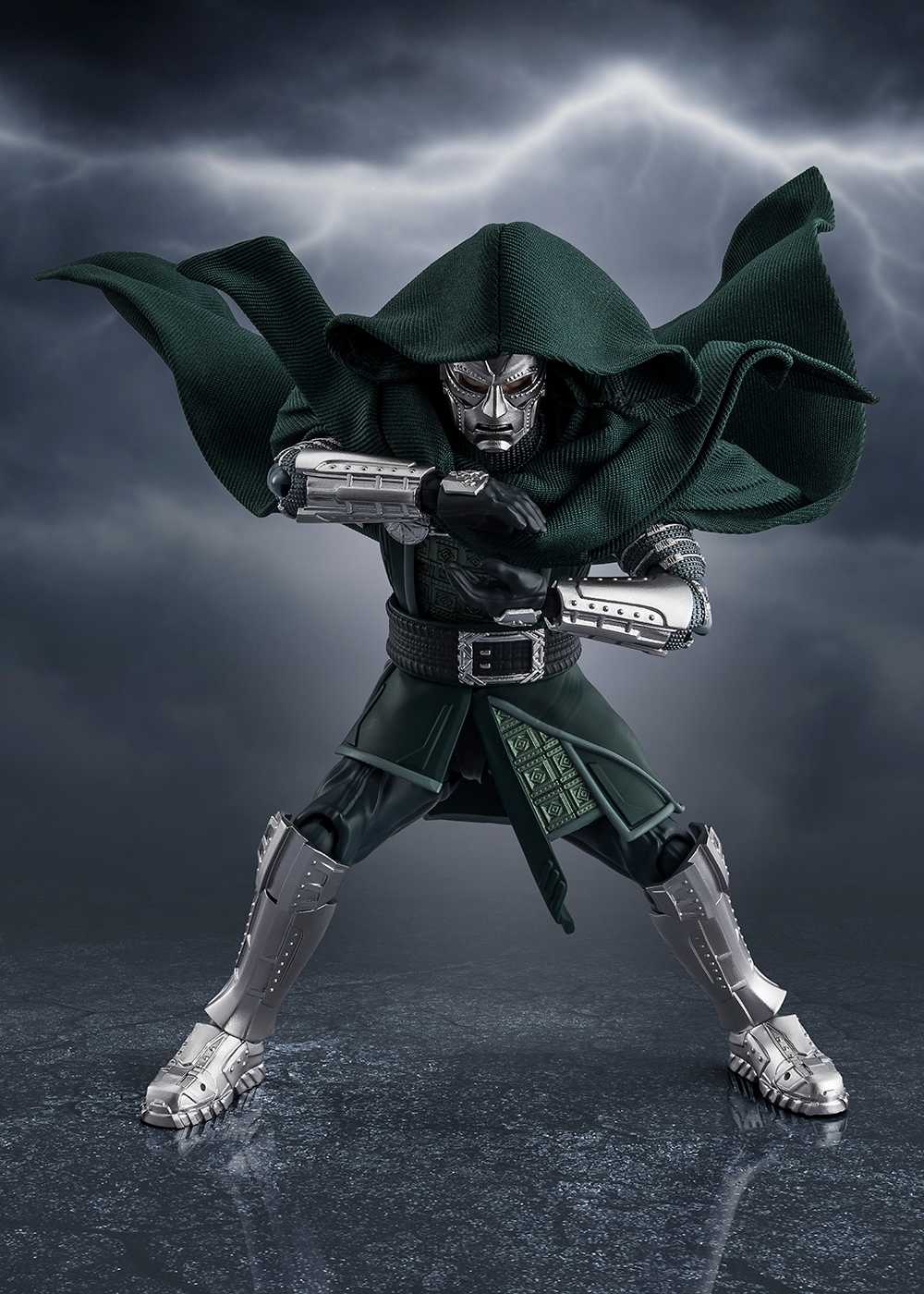 Doctor Doom - Avengers Doomsday SDCC Collectible -3