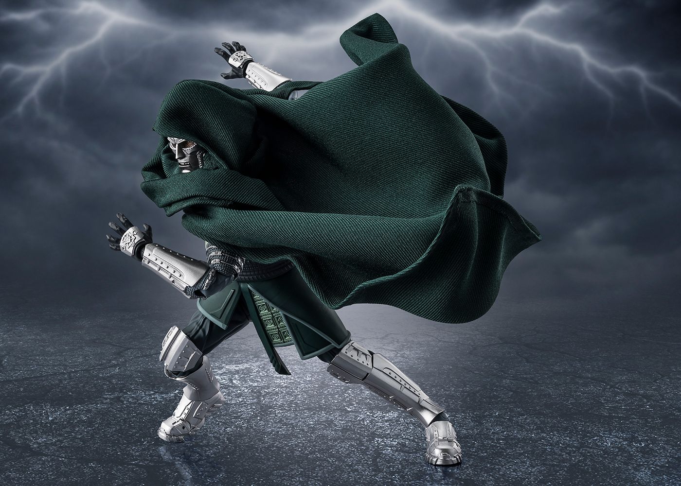 Doctor Doom - Avengers Doomsday SDCC Collectible -5
