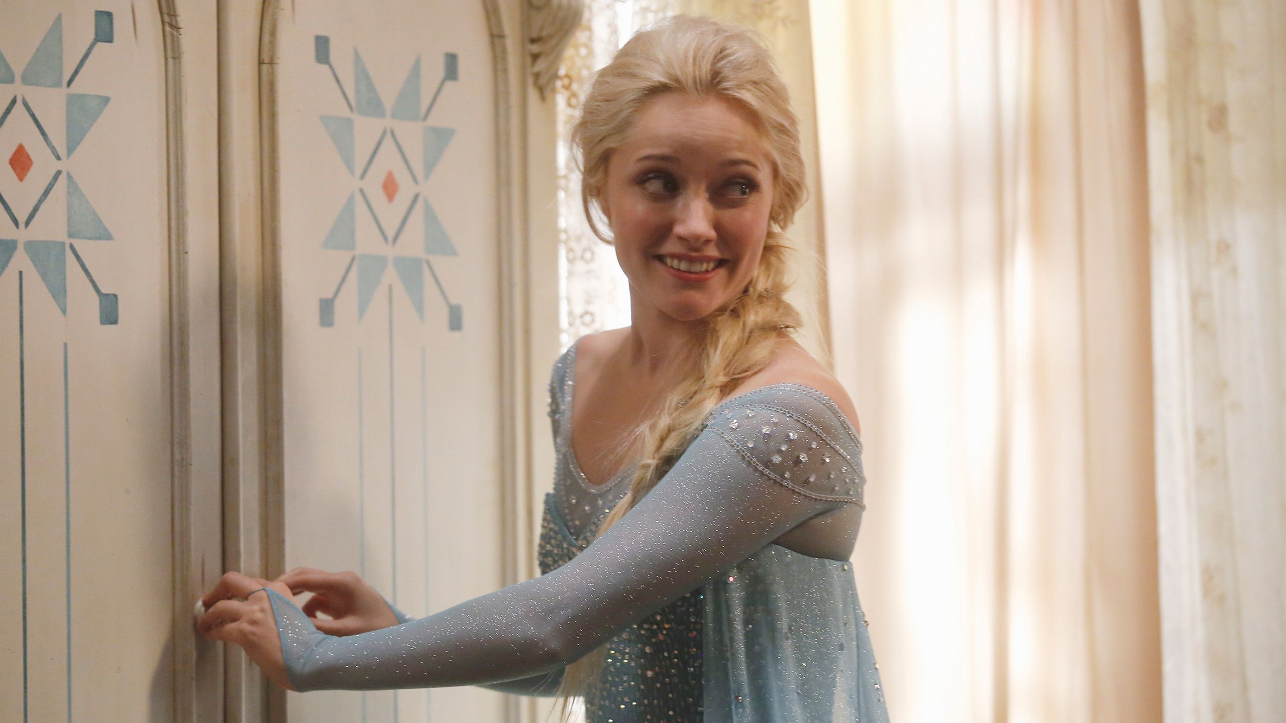 Netflix's Upcoming Fairy Tale Movie Is An 'I Can't Believe It's Not Disney' Moment image