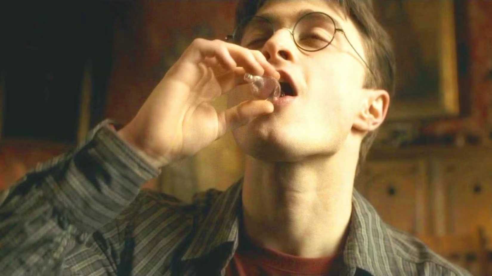 Harry Potter drinking Felix Felicis