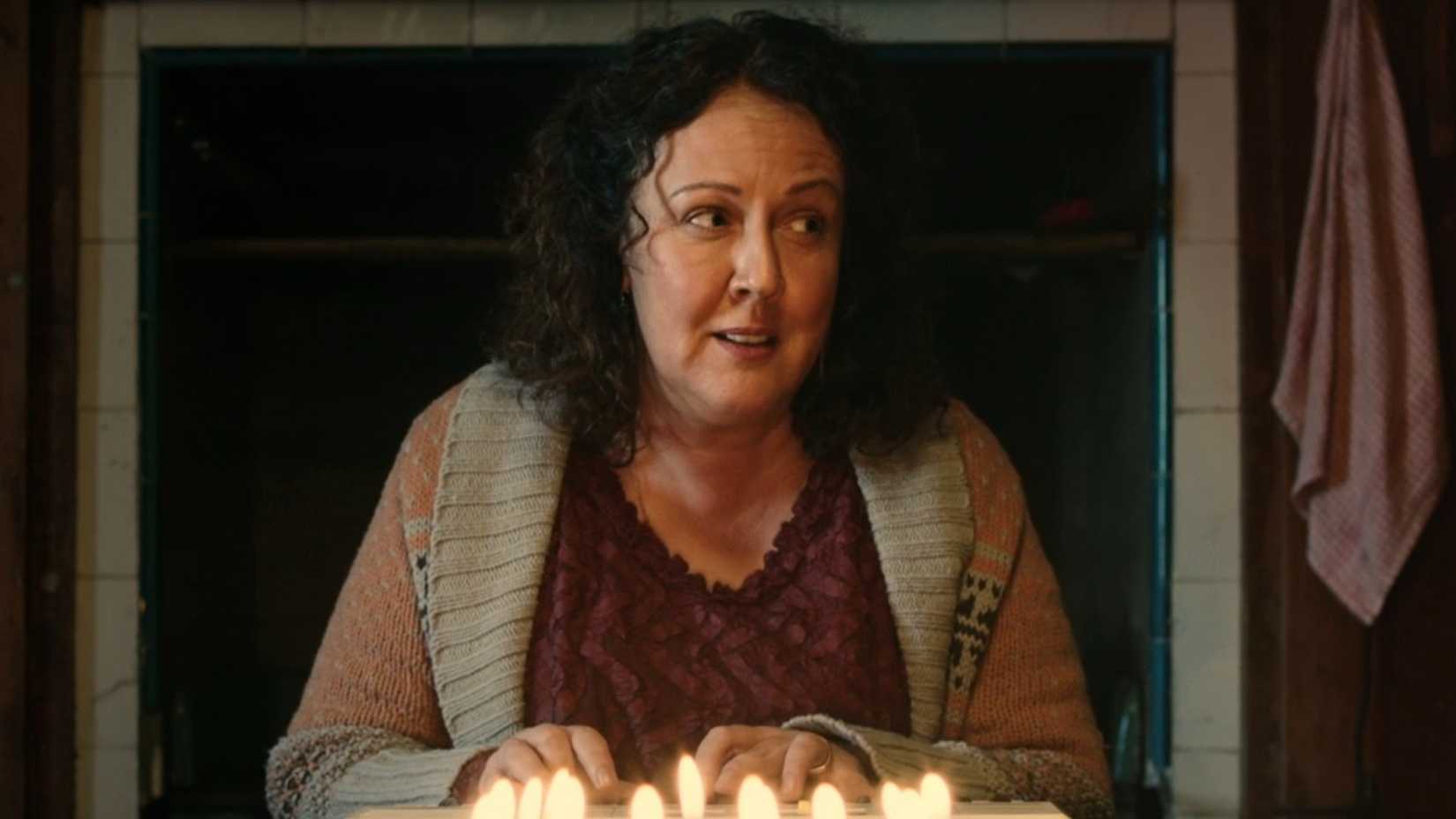 Aunt Bella singing to Ricky 
