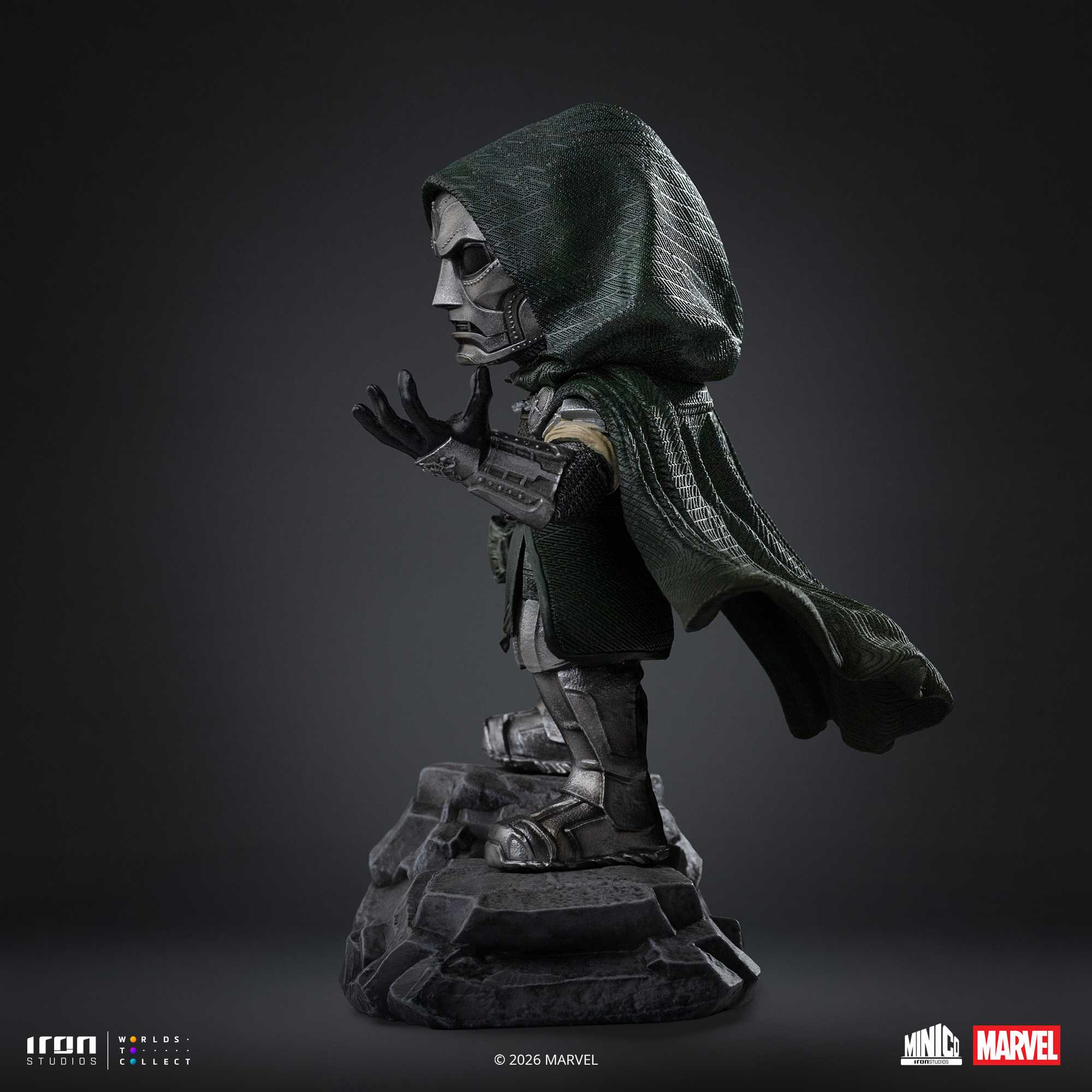 Iron Studios Doctor Doom Minico 2
