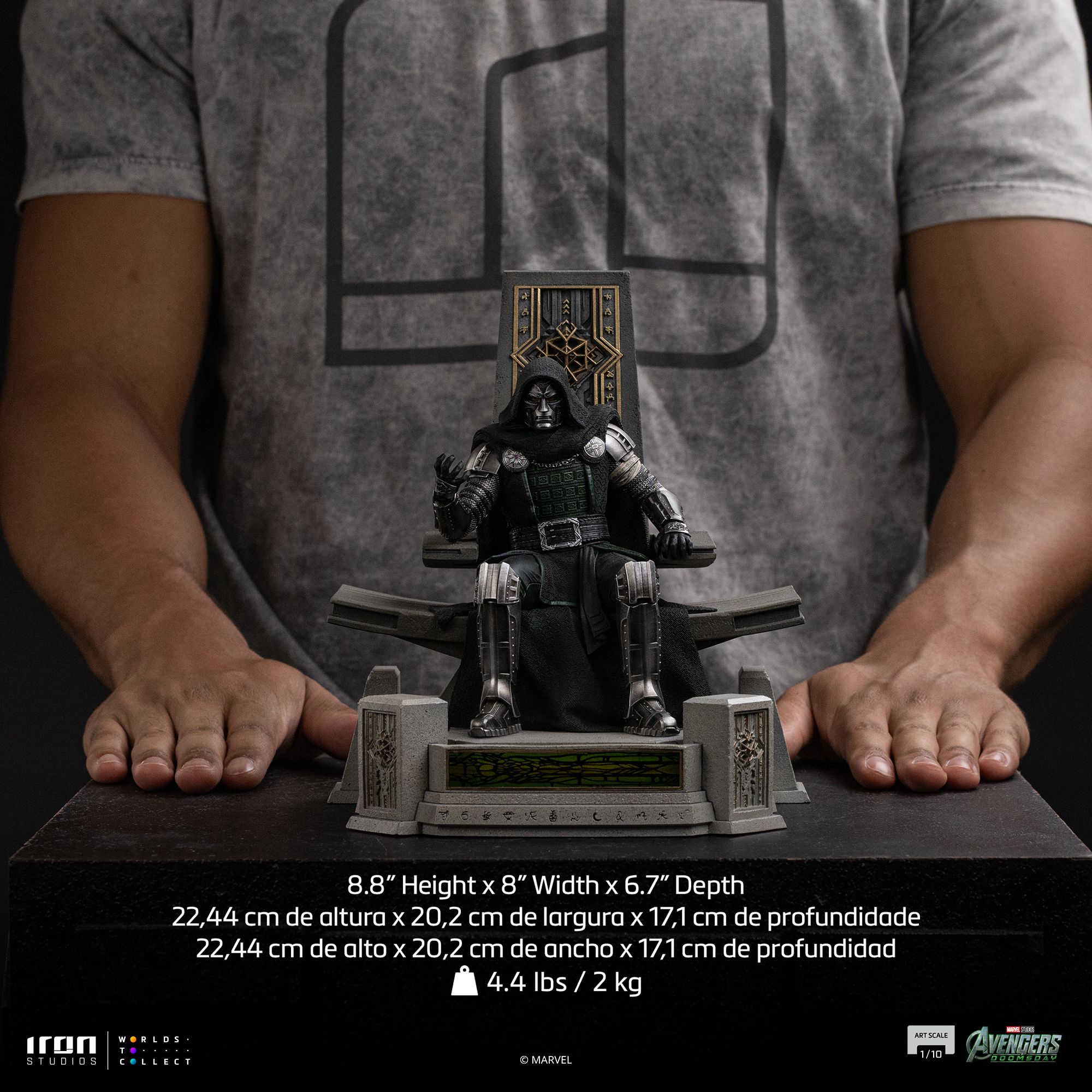 Iron Studios Doctor Doom on Throne - 5