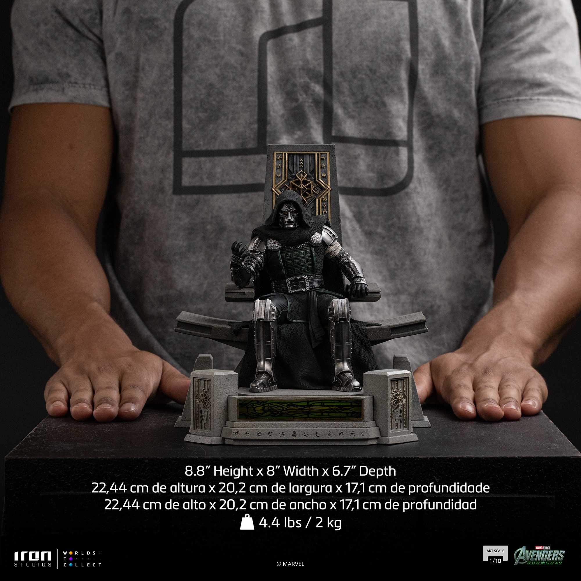 Iron Studios Doctor Doom on Throne - 5