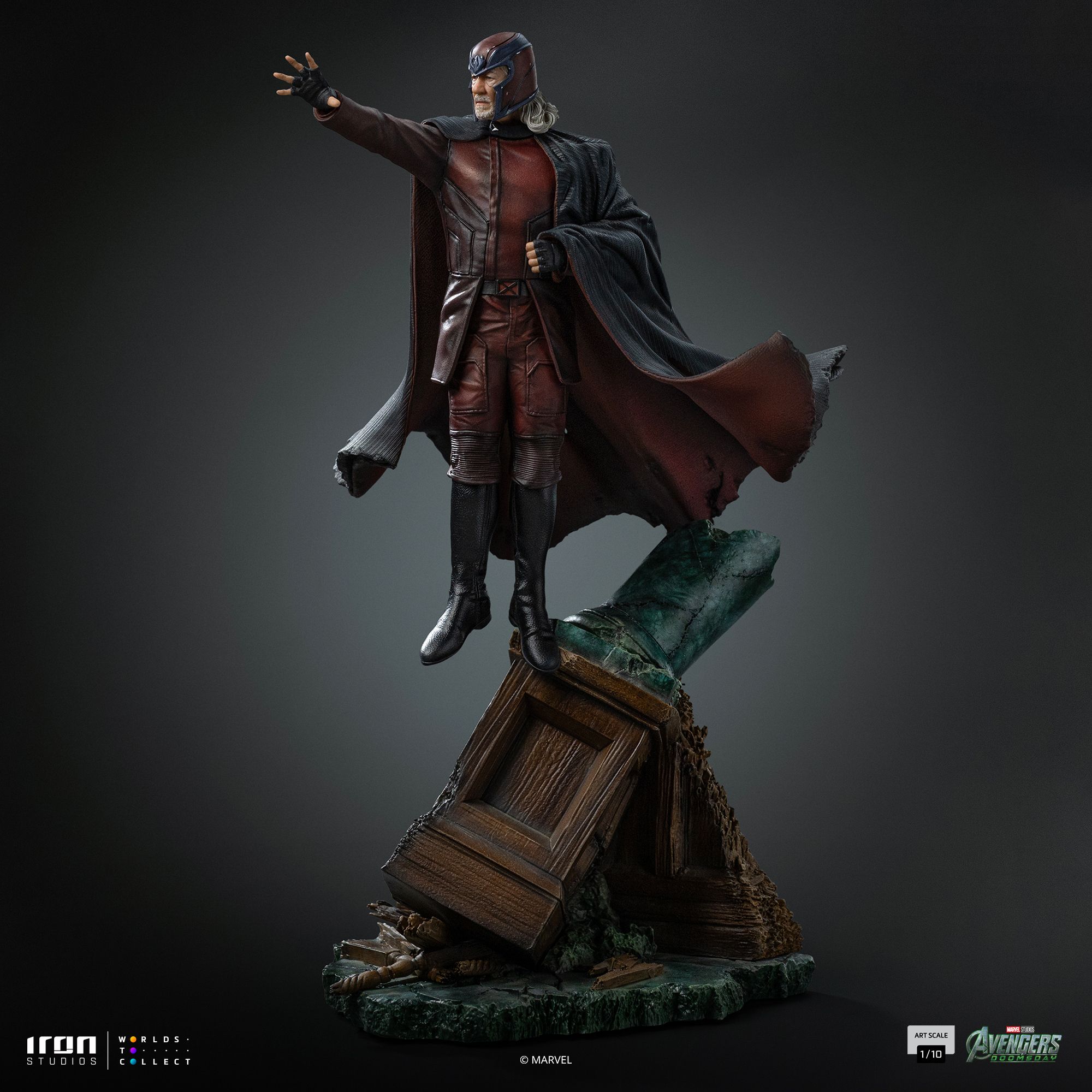 Iron Studios Magneto 10