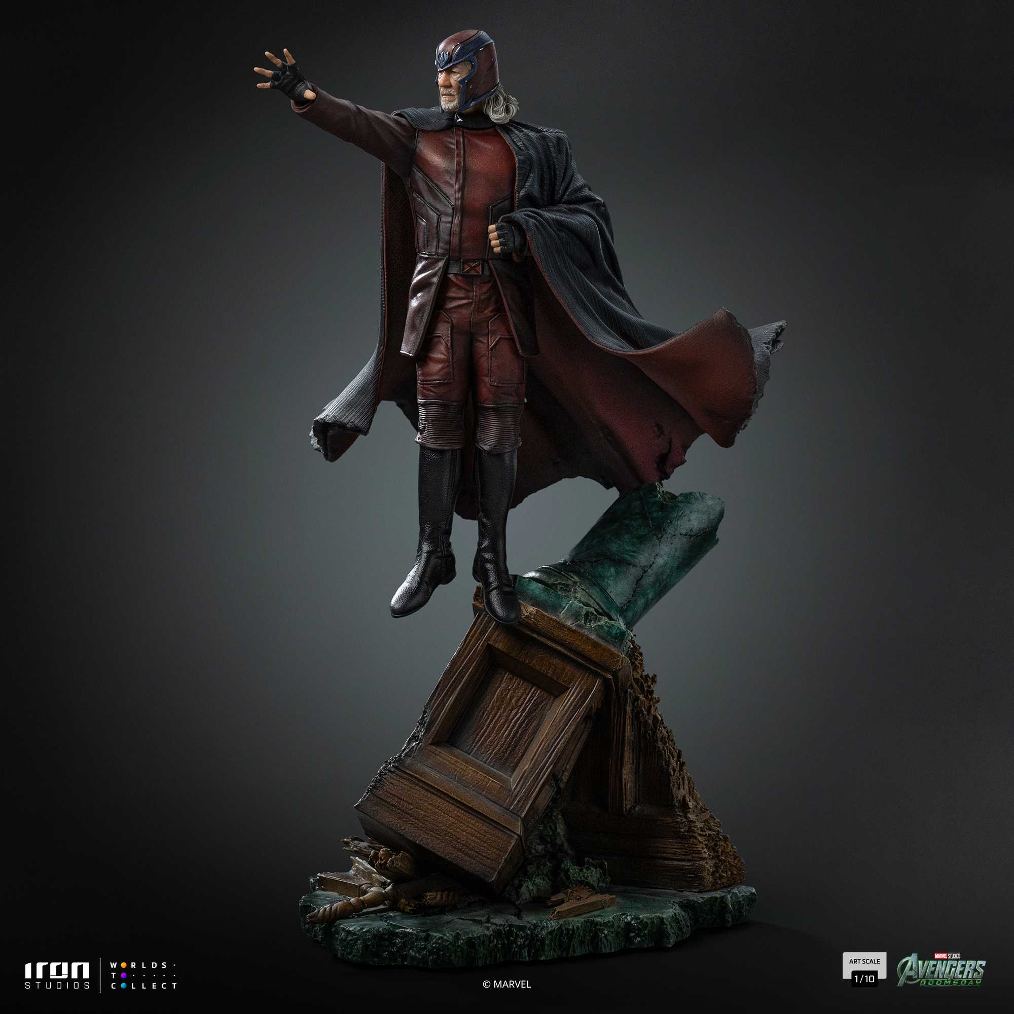 Iron Studios Magneto 10