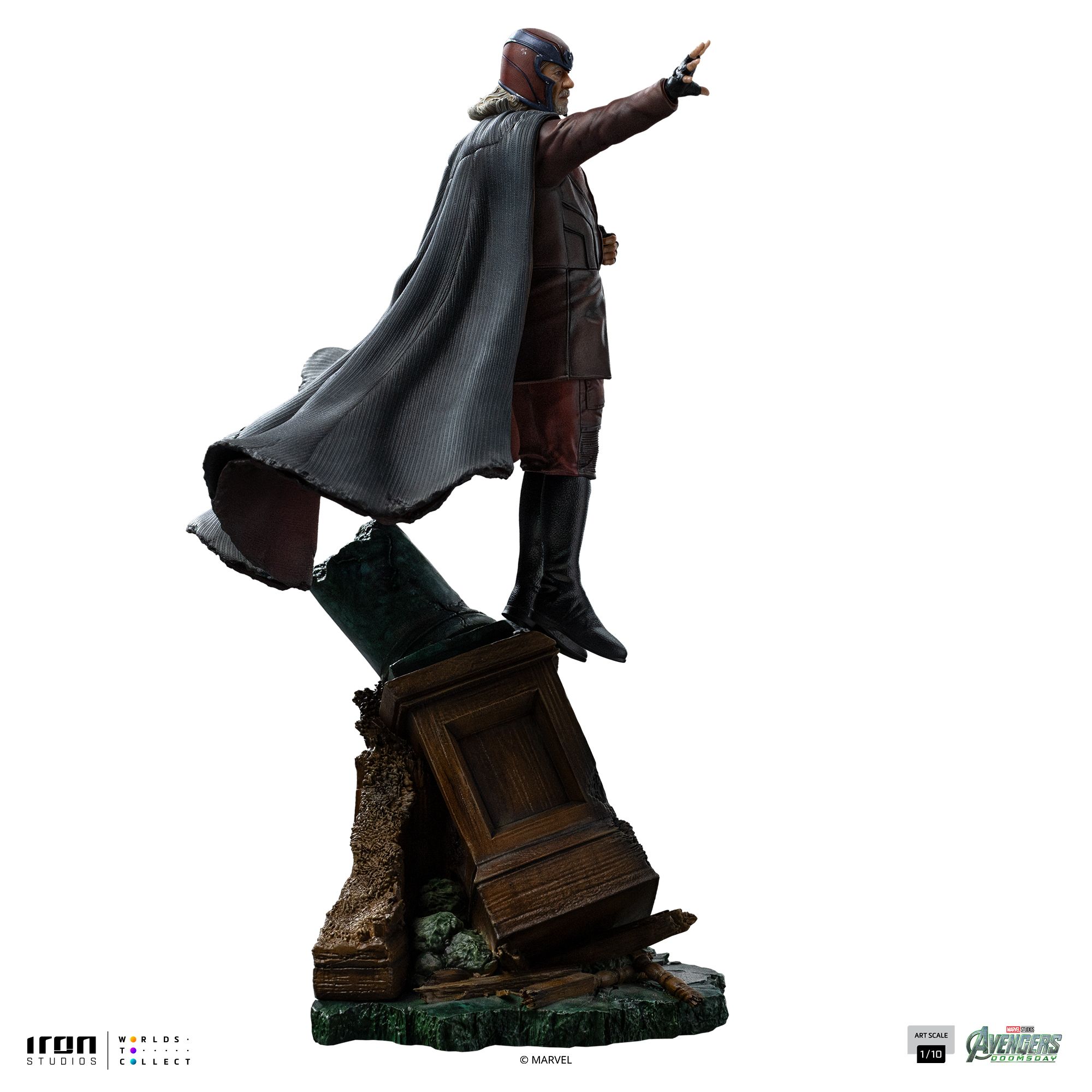 Iron Studios Magneto 15