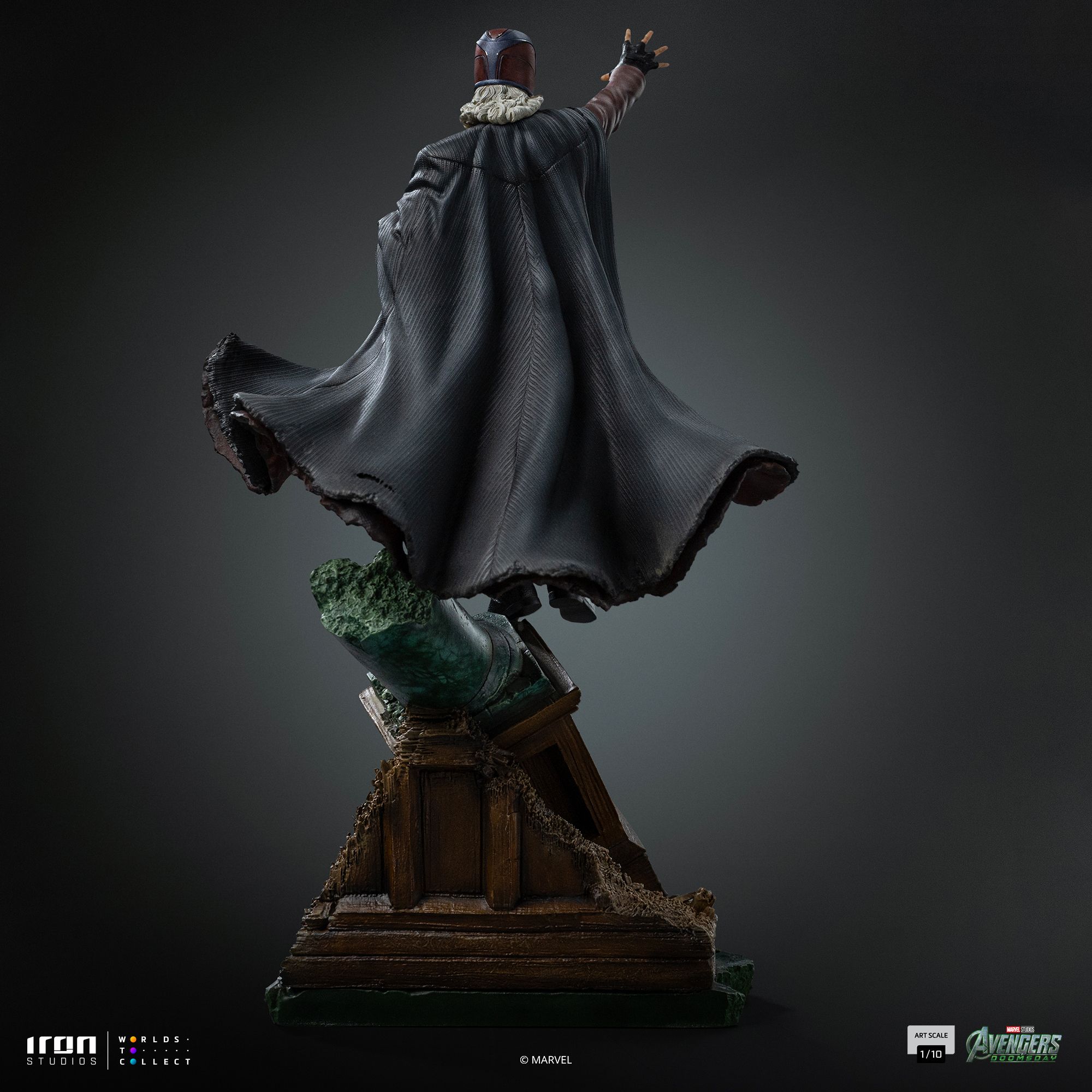 Iron Studios Magneto 7