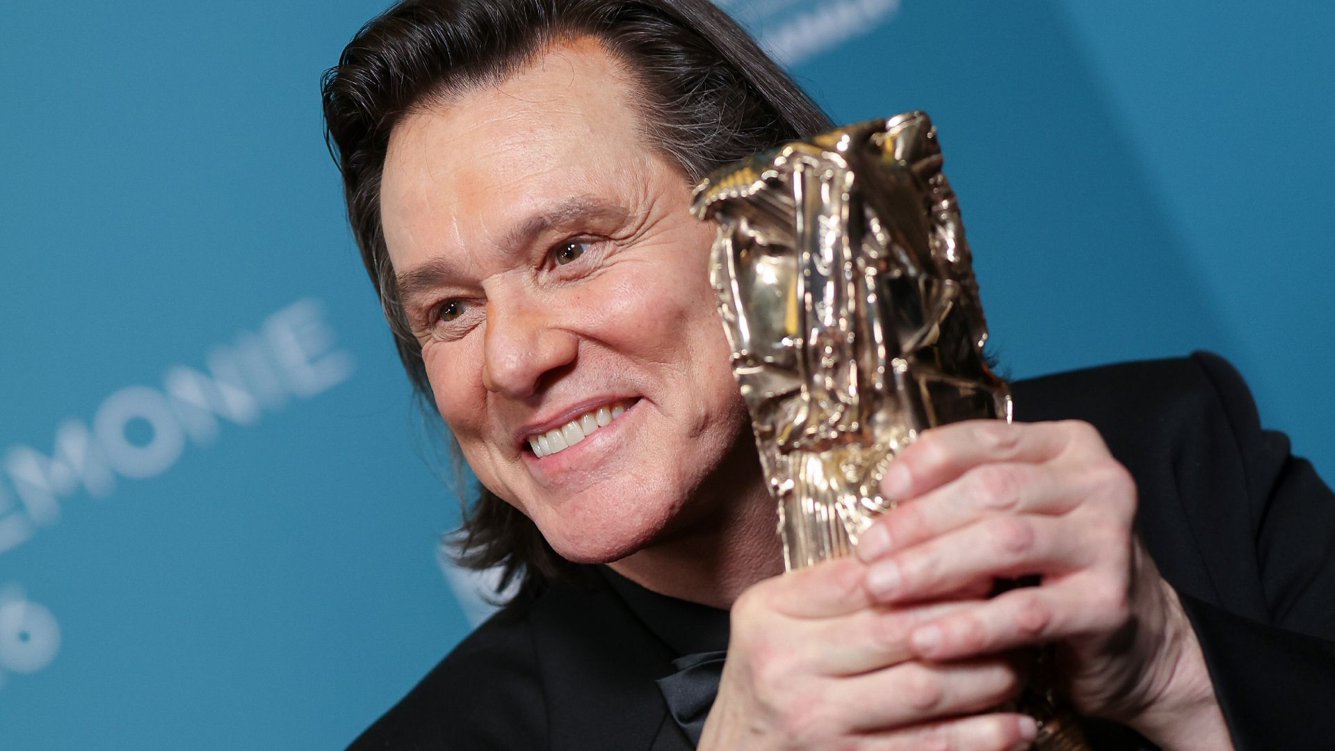 Jim Carrey’s $492M Fantasy Hit Is Climbing Streaming Charts After Finding New Home image