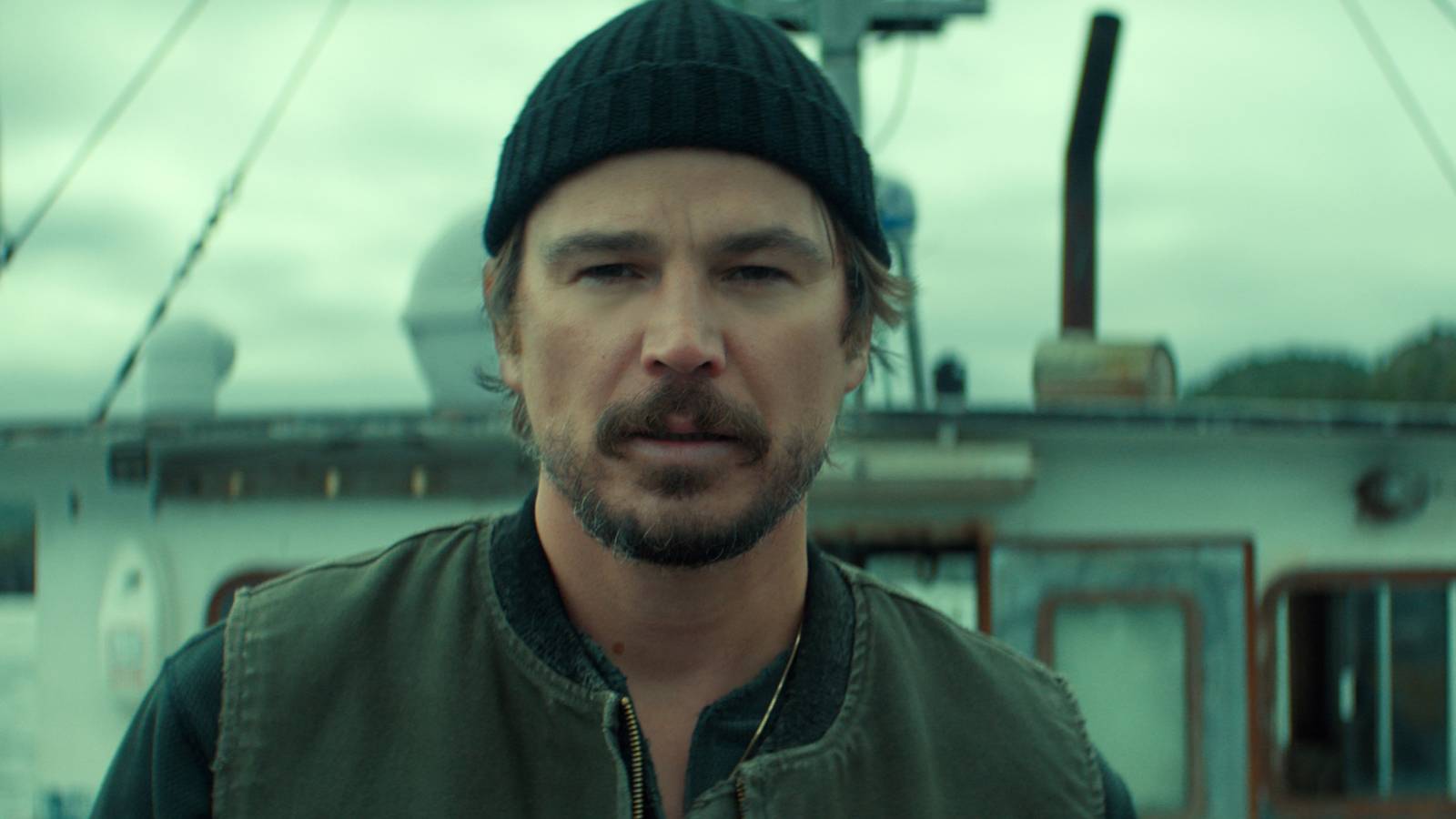 Netflix's New Stephen King-esque Thriller Series Below Revealed In First ...