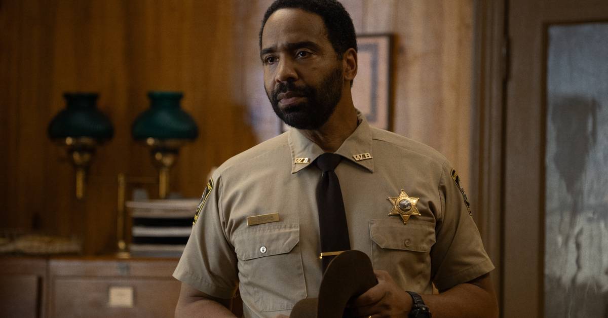 screenrant.com - Guy Howie - Apple TV's New 10-Part Emmy Favorite Is The Perfect Horror Binge