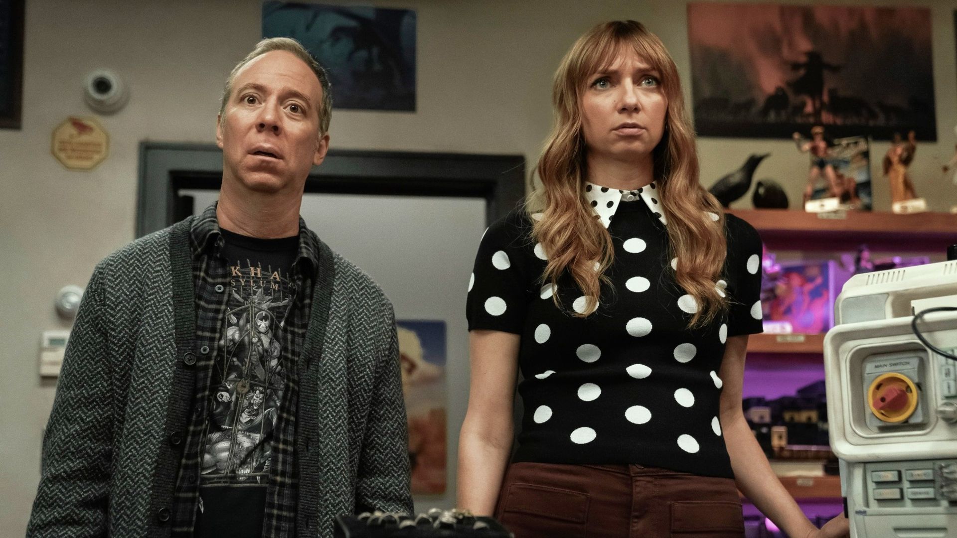 Big Bang Theory's Sci-Fi Sequel Series Debuts To Solid Rotten Tomatoes Score image