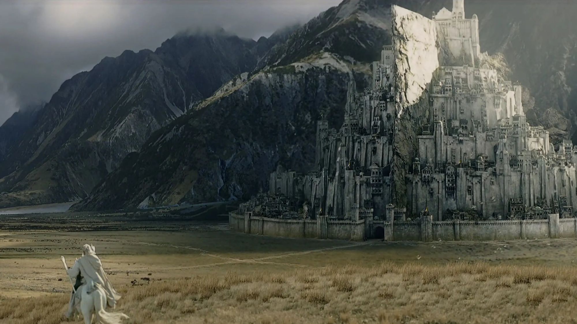 Lord of the Rings ROTK Gandalf riding up to Minas Tirith-1