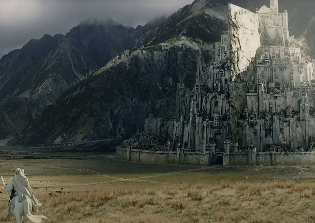 Lord of the Rings ROTK Gandalf riding up to Minas Tirith-1