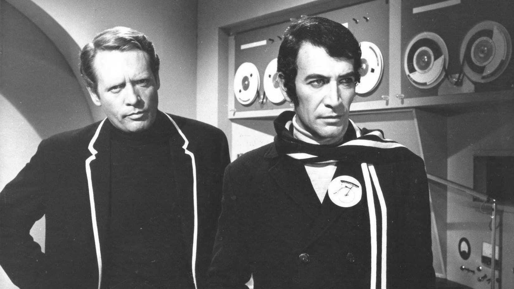 Patrick McGoohan as Number Six and Peter Wyngarde as Number Two in The Prisoner