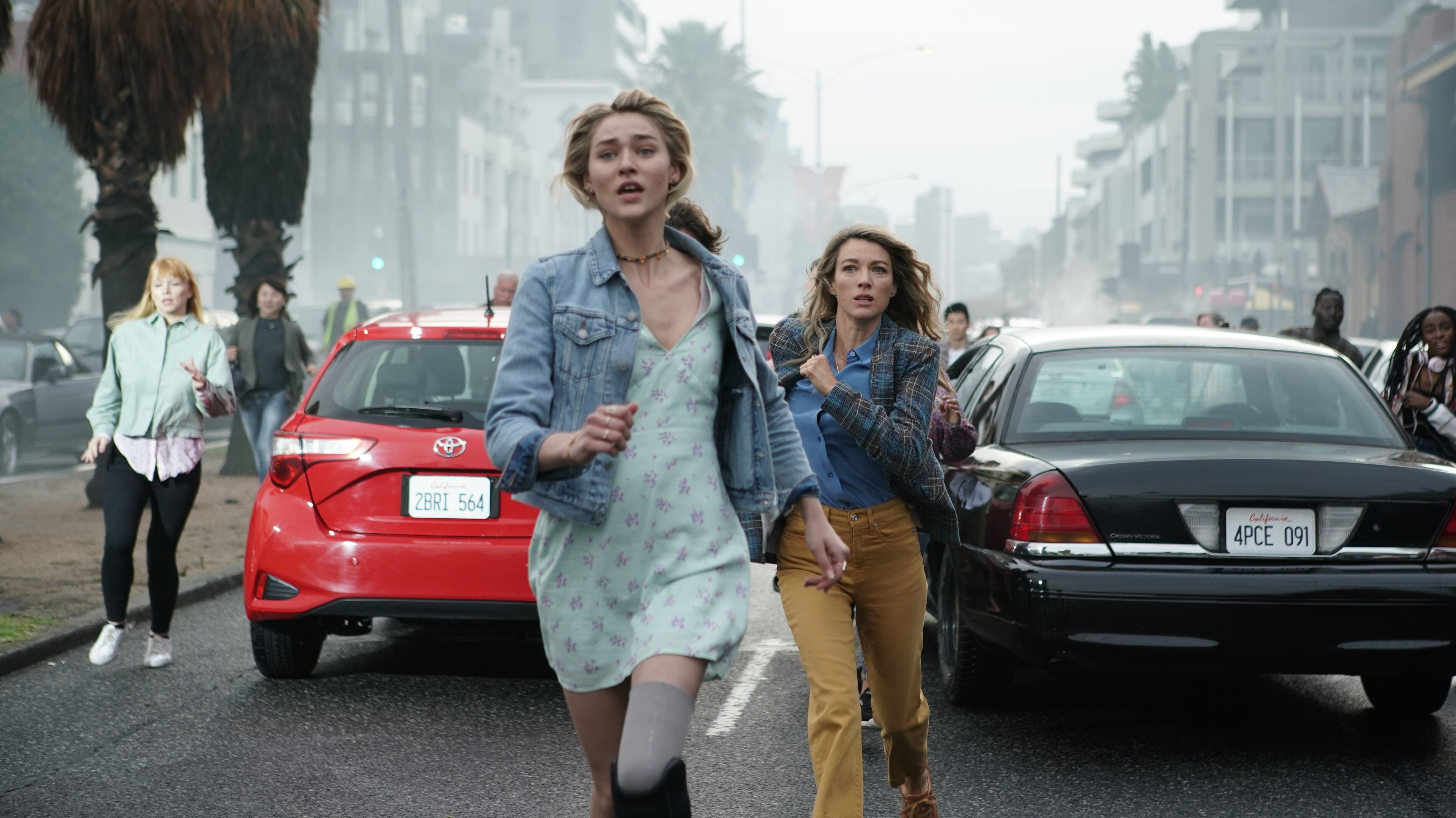 Lost Meets Jurassic Park In Netflix's 3-Part Sci-Fi Series image