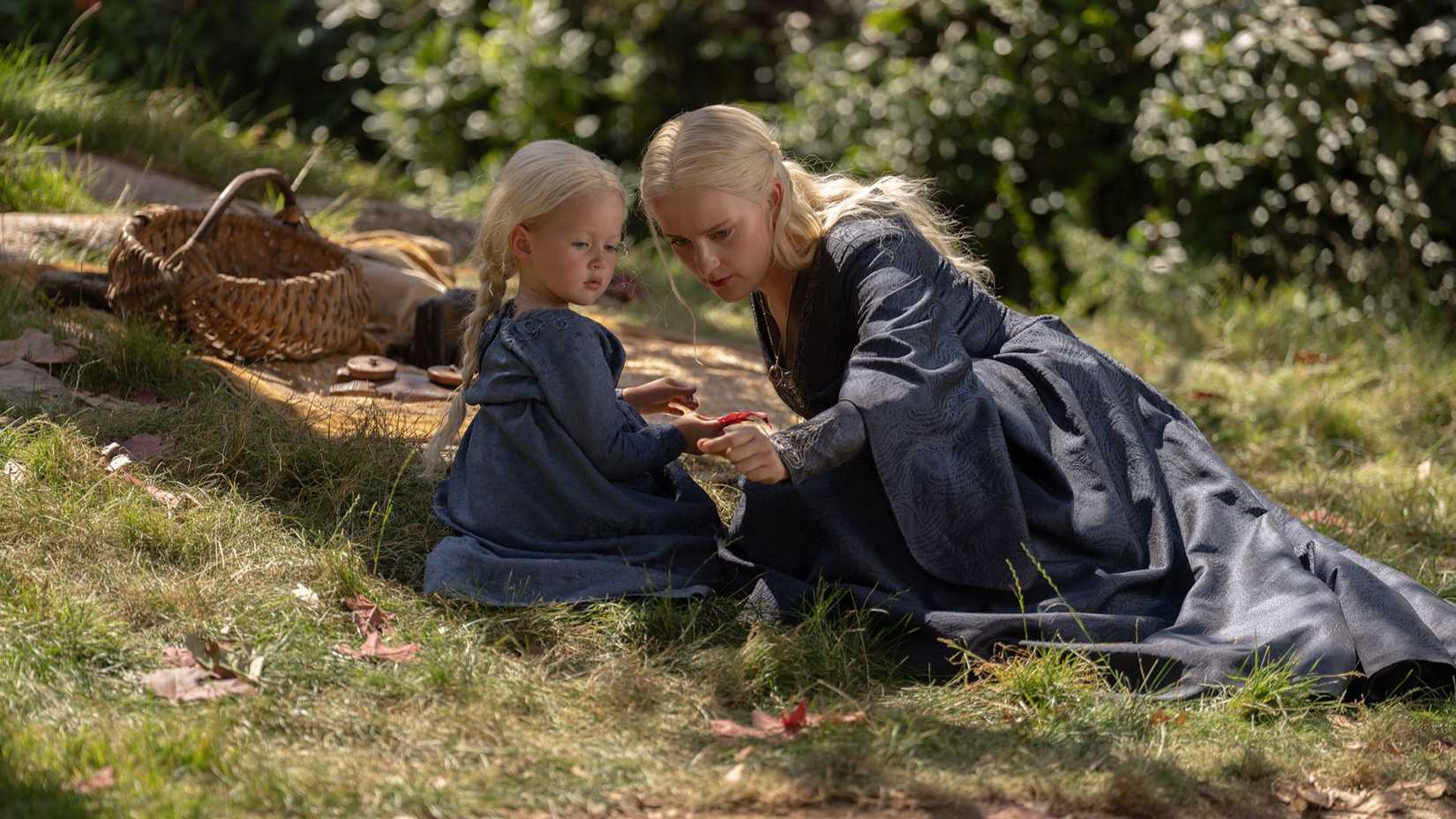 Helaena with her daughter in House of the Dragon