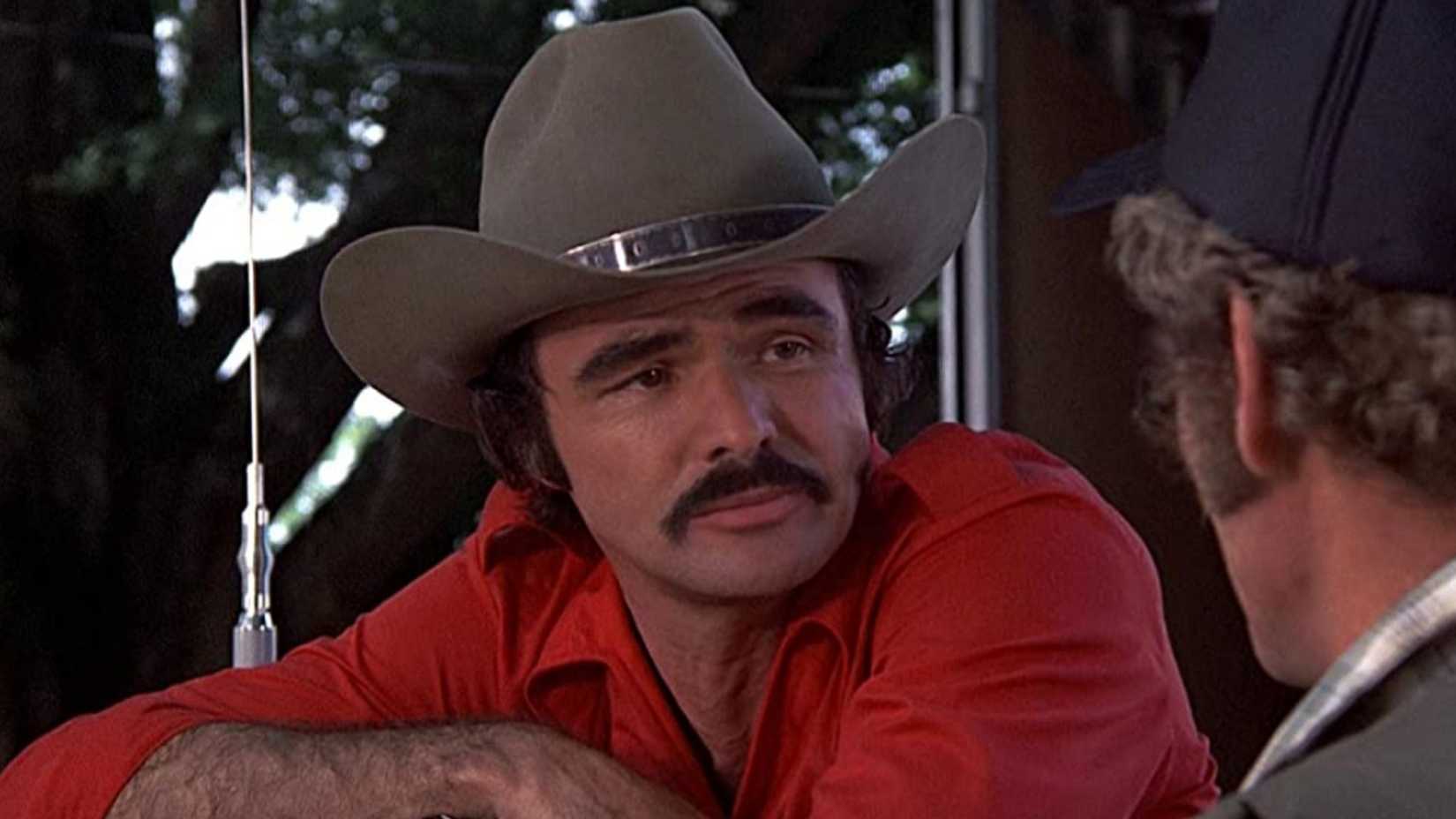 Bandit looks on sarcastically in Smokey and the Bandit