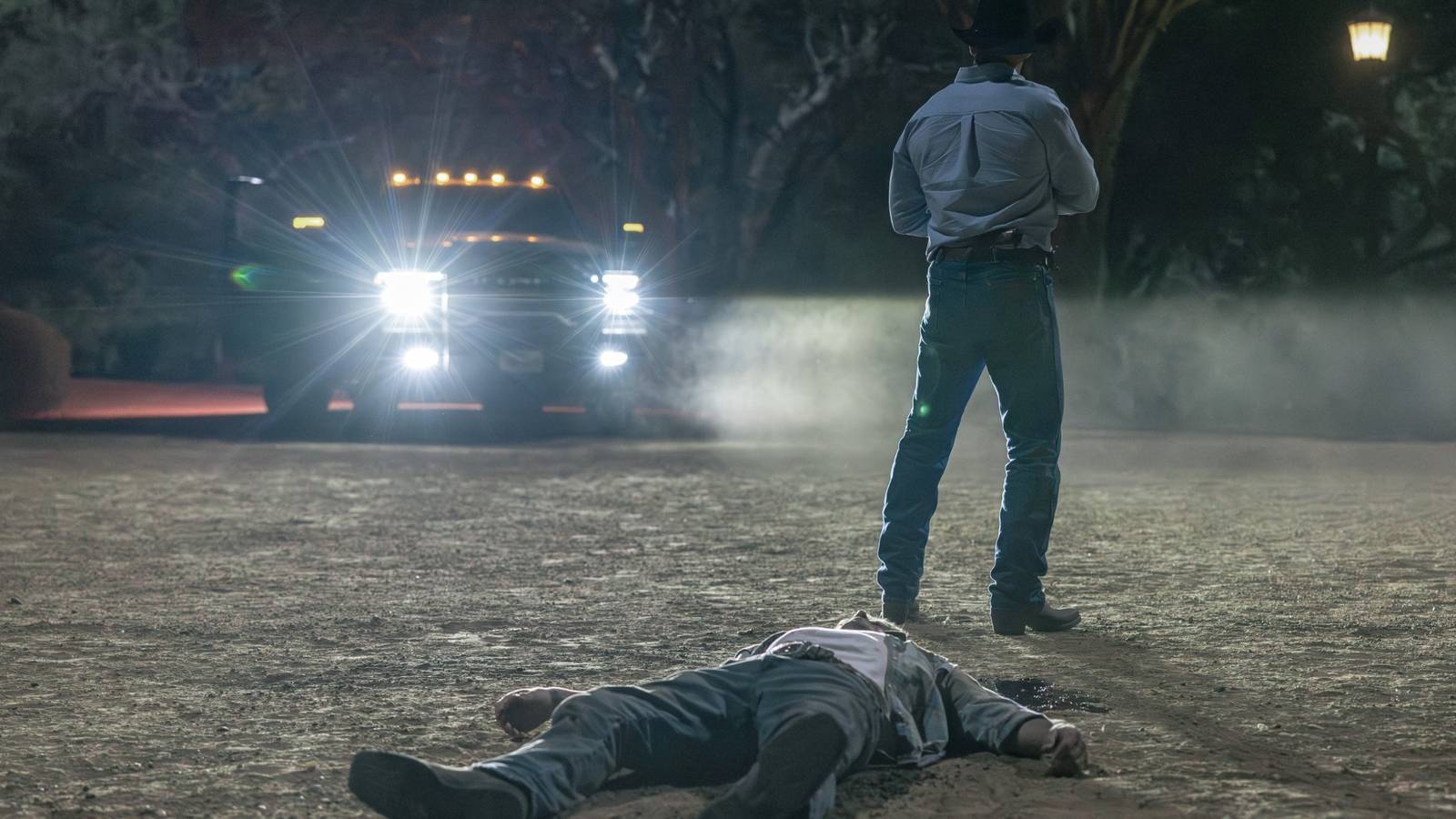Taylor Sheridan Brings Justified And Yellowstone Together For Season 2 Of His New Western Taylor Sheridan Brings Justified And Yellowstone Together For Season 2 Of His New Western