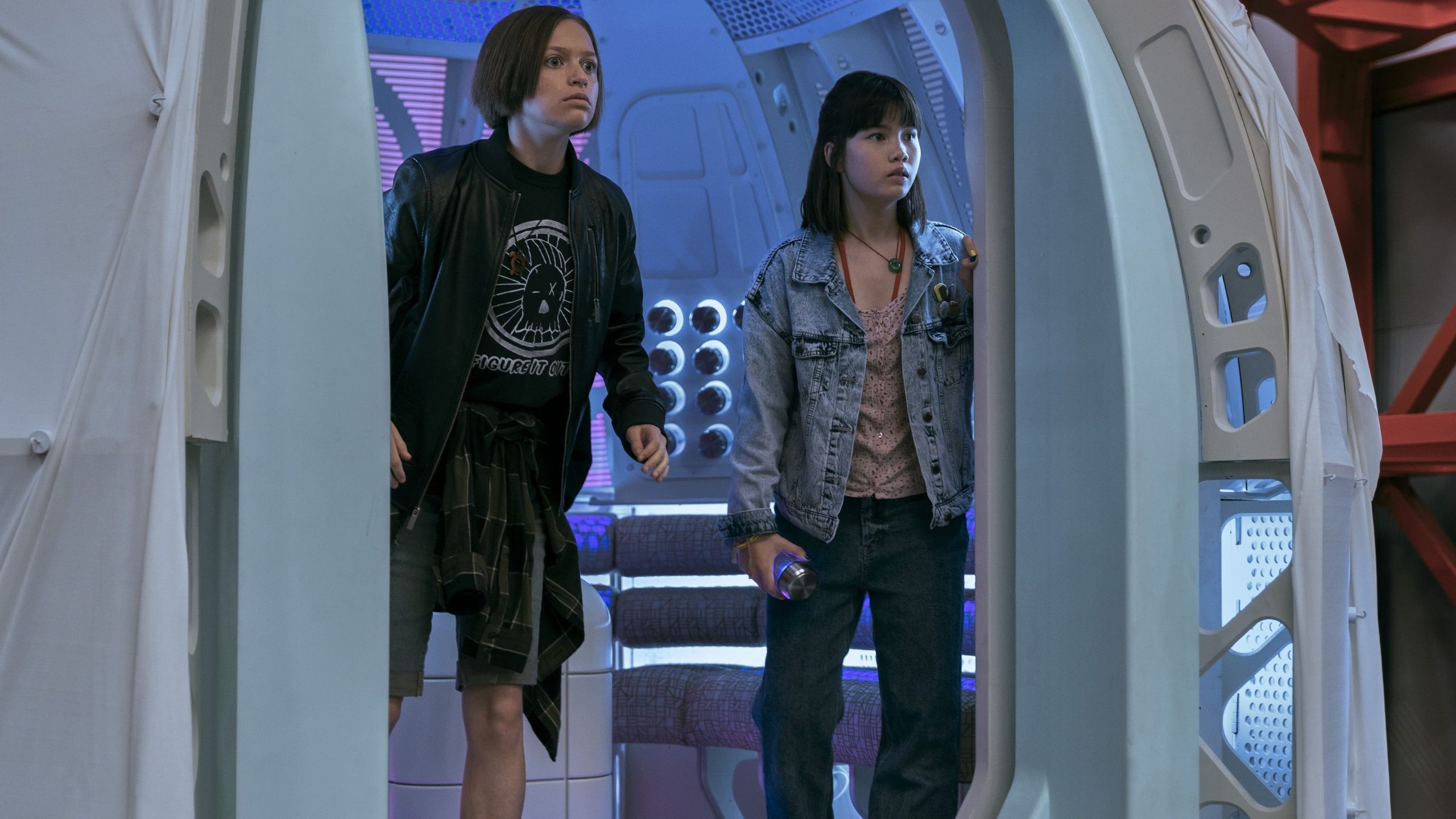 Amazon's 8-Part Sci-Fi Series Is Stranger Things With Time Travel & Robots image