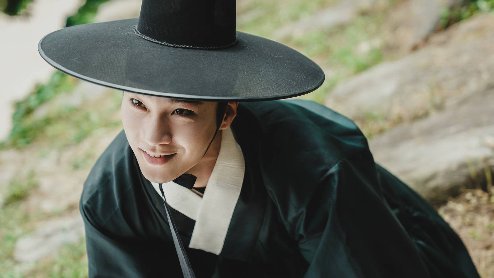 Netflix’s New Fantasy Series Is Constantine Meets KPop Demon Hunters Netflix’s New Fantasy Series Is Constantine Meets KPop Demon Hunters