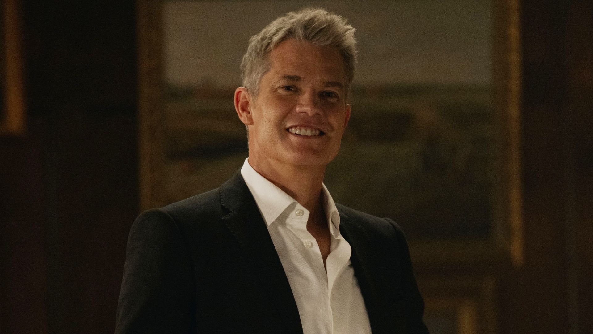 Timothy Olyphant's Hit Apple TV Comedy Gets Exciting Filming Update For Season 2