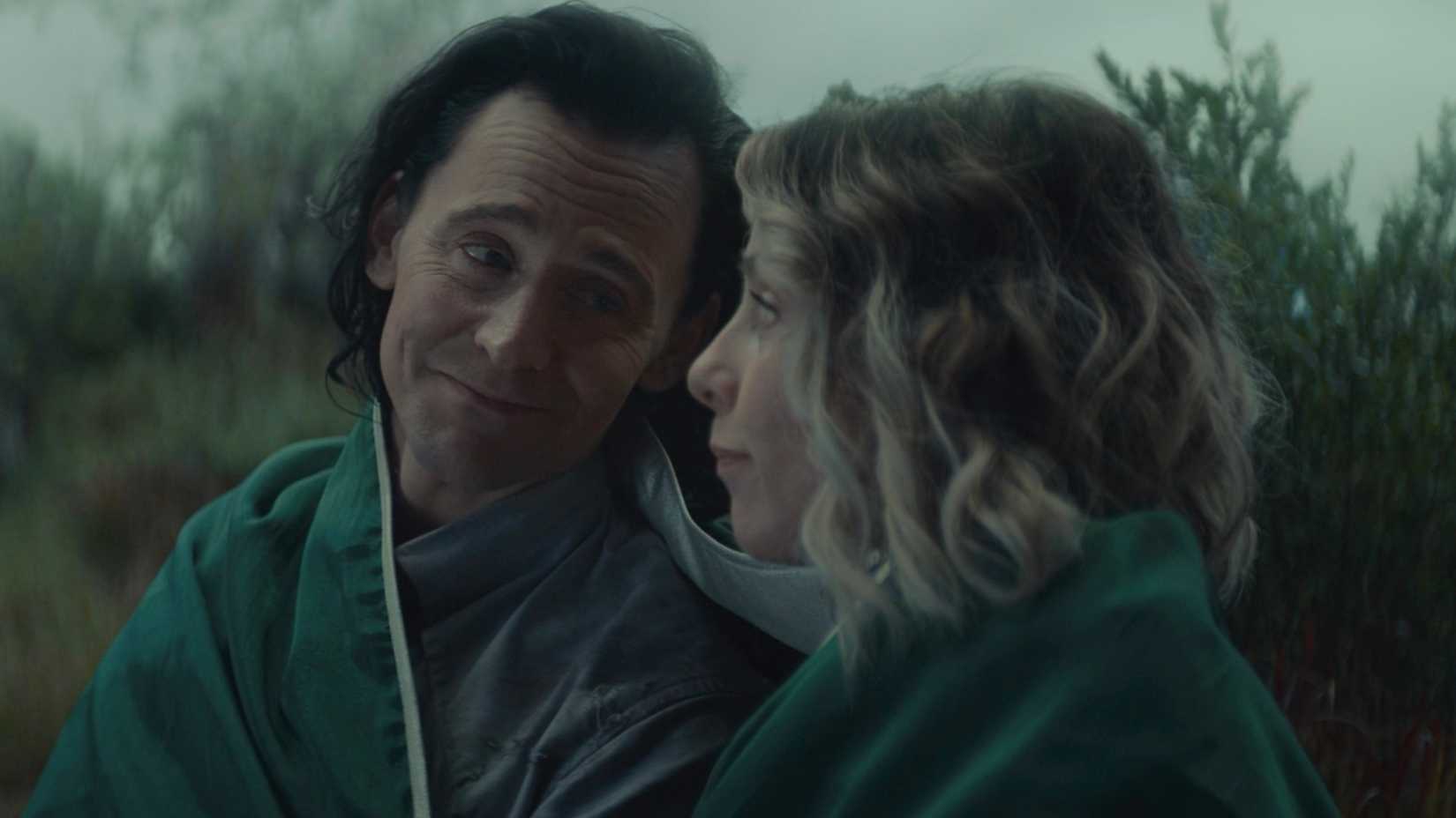Tom Hiddleston and Sophia Di Martino in Loki