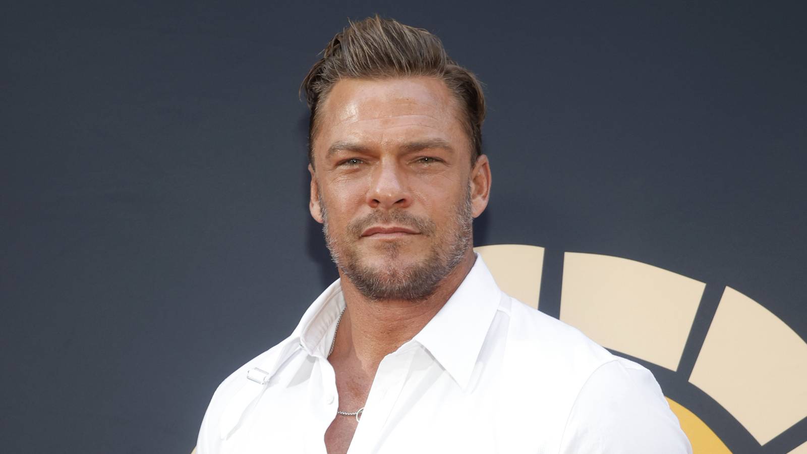 Alan Ritchson’s Record-Setting Action Reboot Is Officially Resurrected ...