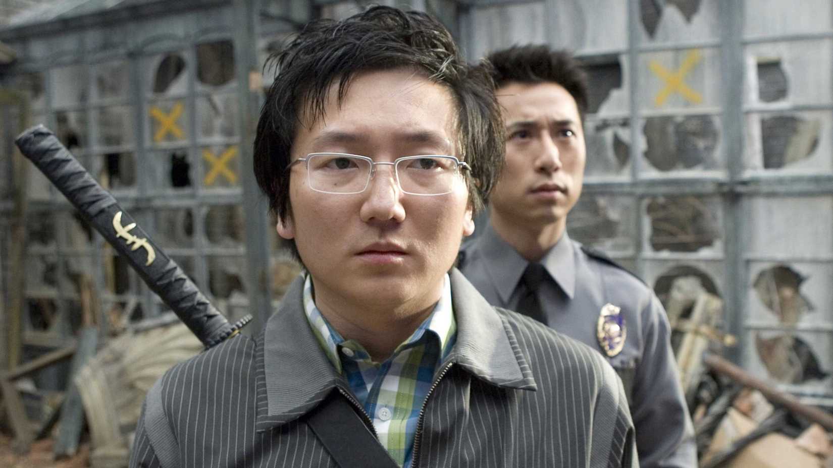 Hiro with a katana strapped to his back in Heroes