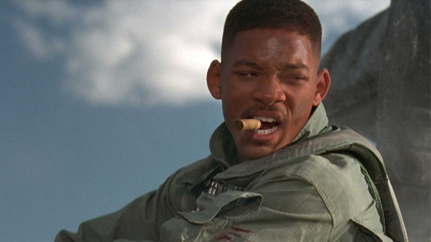 Will Smith as Captain Steven Hiller in his jet in Independence Day