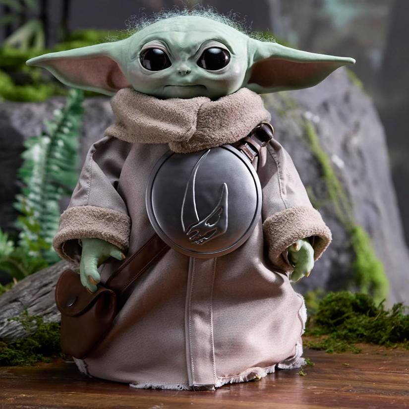 Image shows the Ultimate Grogu figure from Hasbro