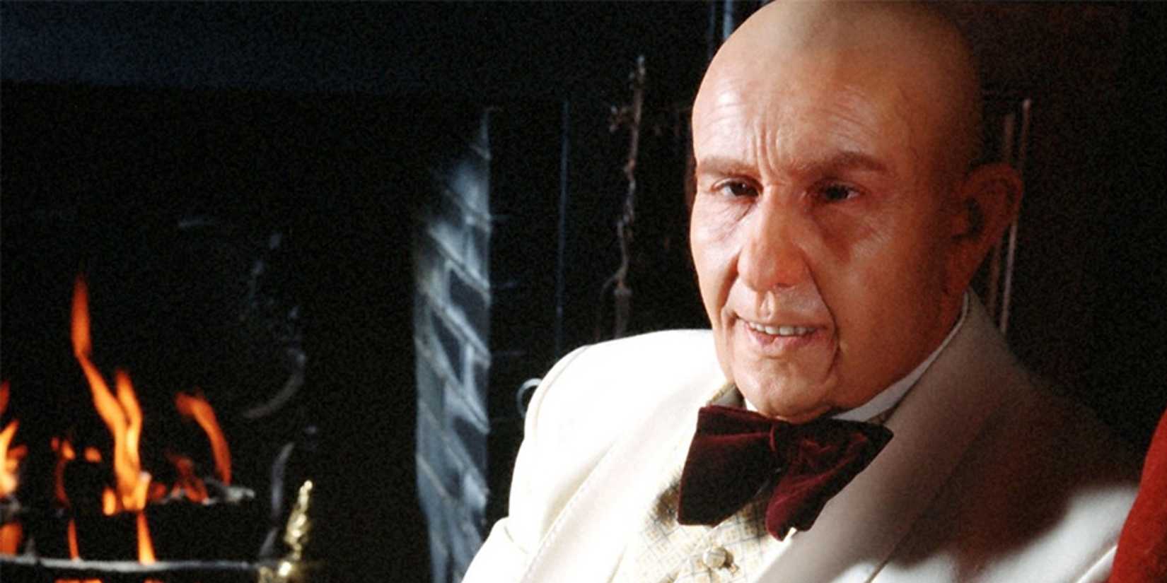 A creepy man in Dr Terrible's House of Horrible