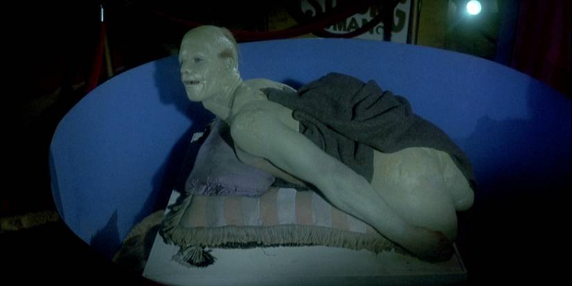 A man turning into a snake in Sssssss (1973)