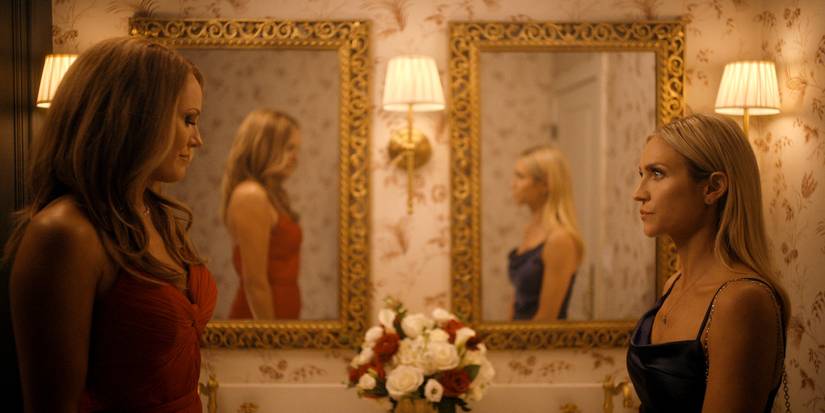 Malin Akerman and Brittany Snow in the bathroom in The Hunting Wives