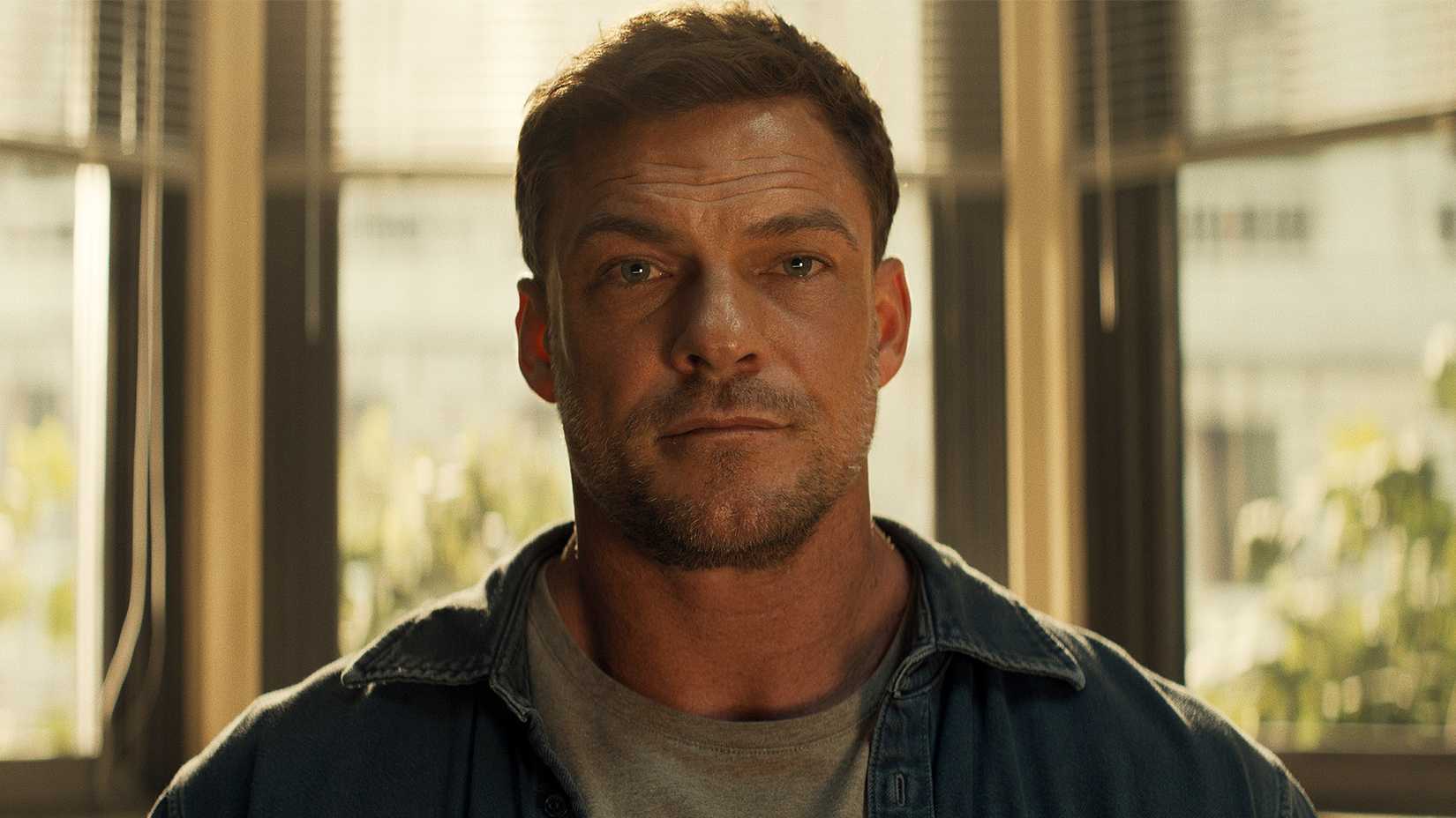 Alan Ritchson s 94 Minute Action Movie Returns As Prime Video Streaming alan-ritchson-s-94-minute-action-movie-returns-as-prime-video-streaming