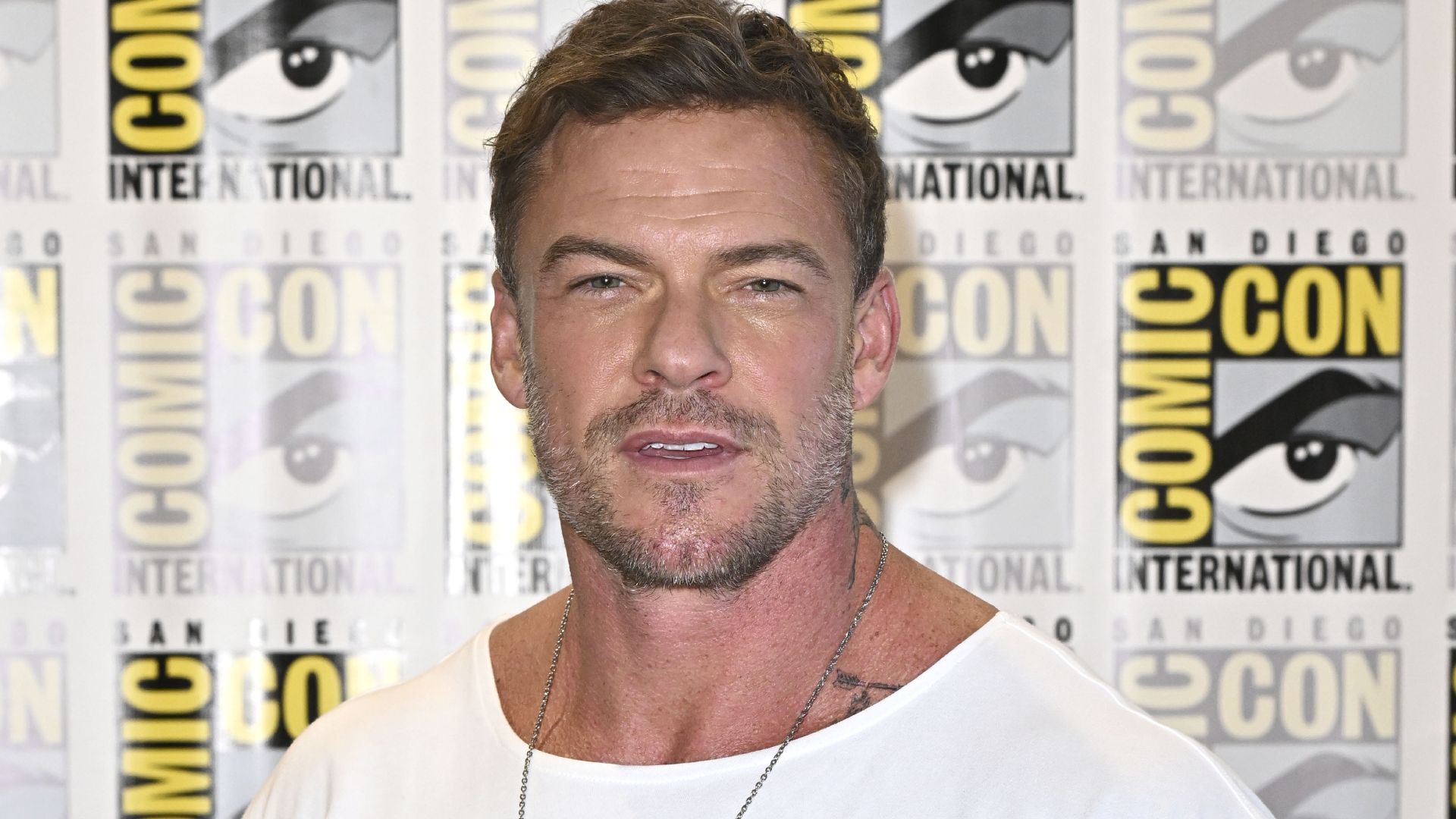 Alan Ritchson's 8-Episode Action Thriller Is Already Climbing Prime Video's Chart 24 Hours After Premiere