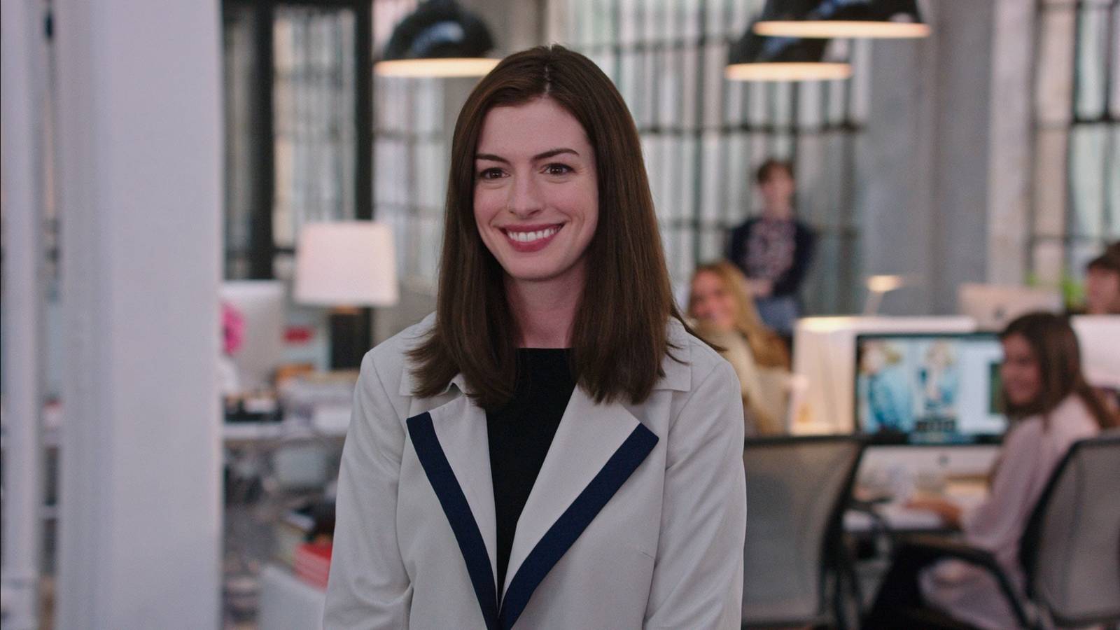 Anne Hathaway in The Intern
