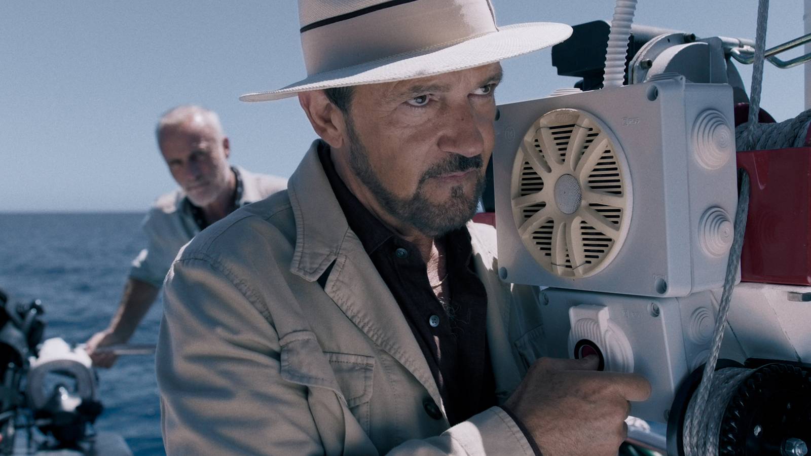 Antonio Banderas Has 1 Job For You In Above & Below Clip