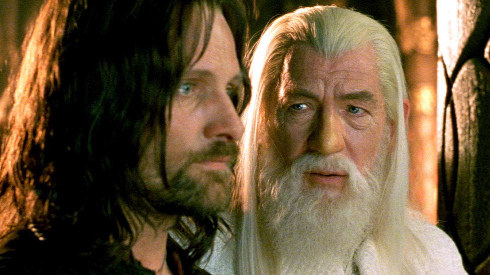 25 Years Later, I Still Can't Believe Gandalf's Most Iconic LOTR Movie Quote Wasn't In The Books