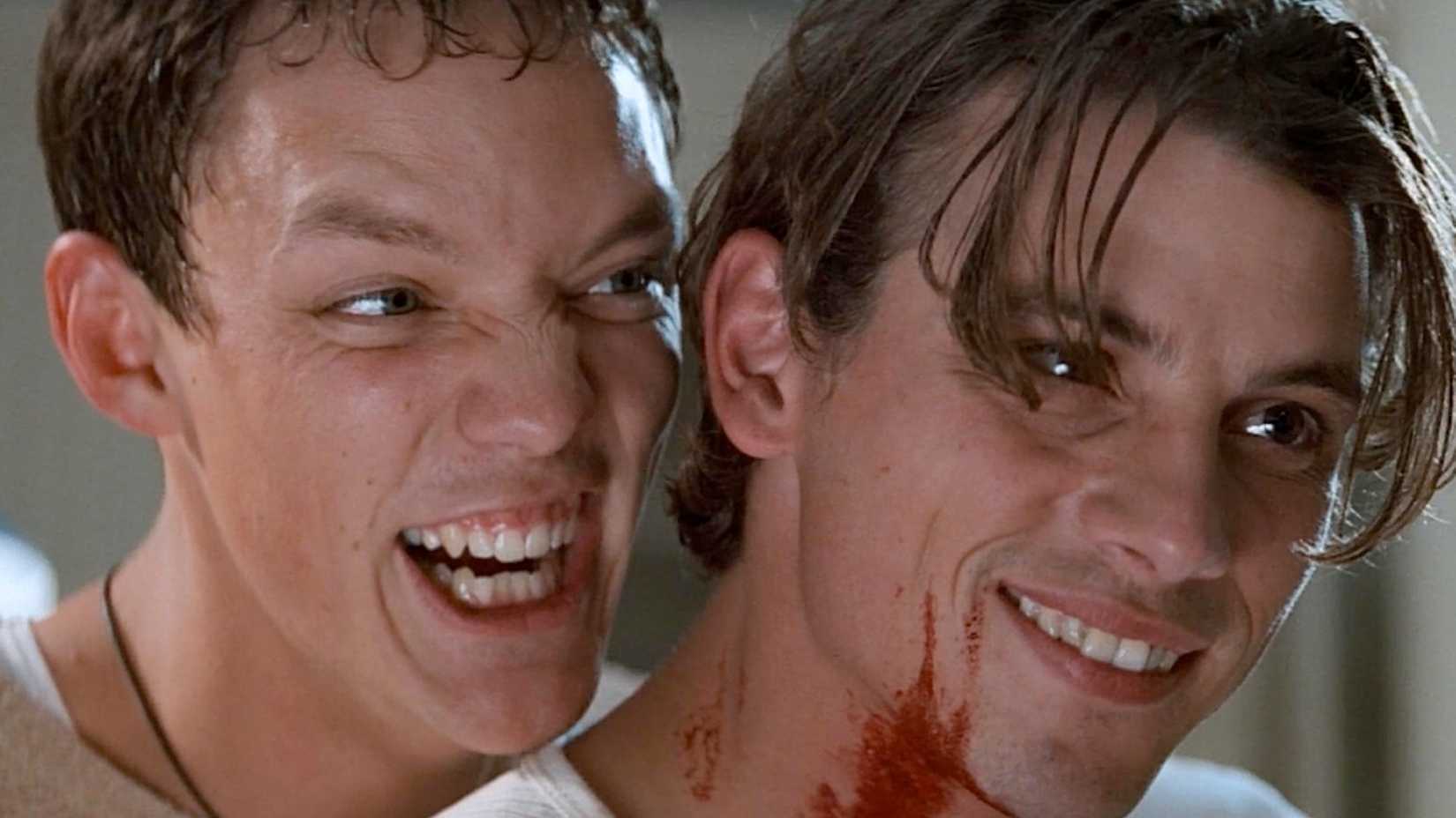 Billy and Stu smiling maniacally in Scream