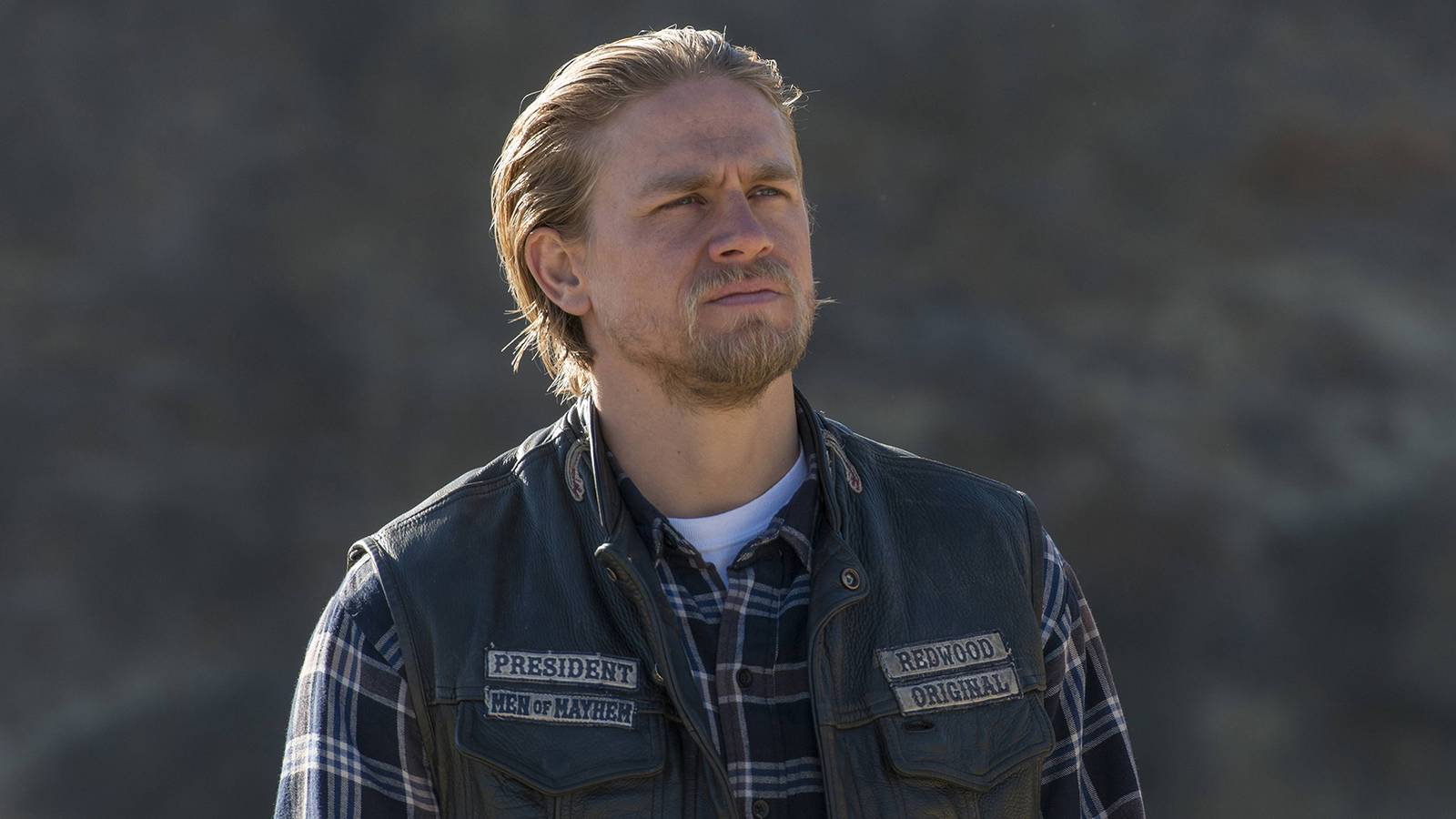 Charlie Hunnam’s Sons Of Anarchy Return Gets First Response From Franchise Creator