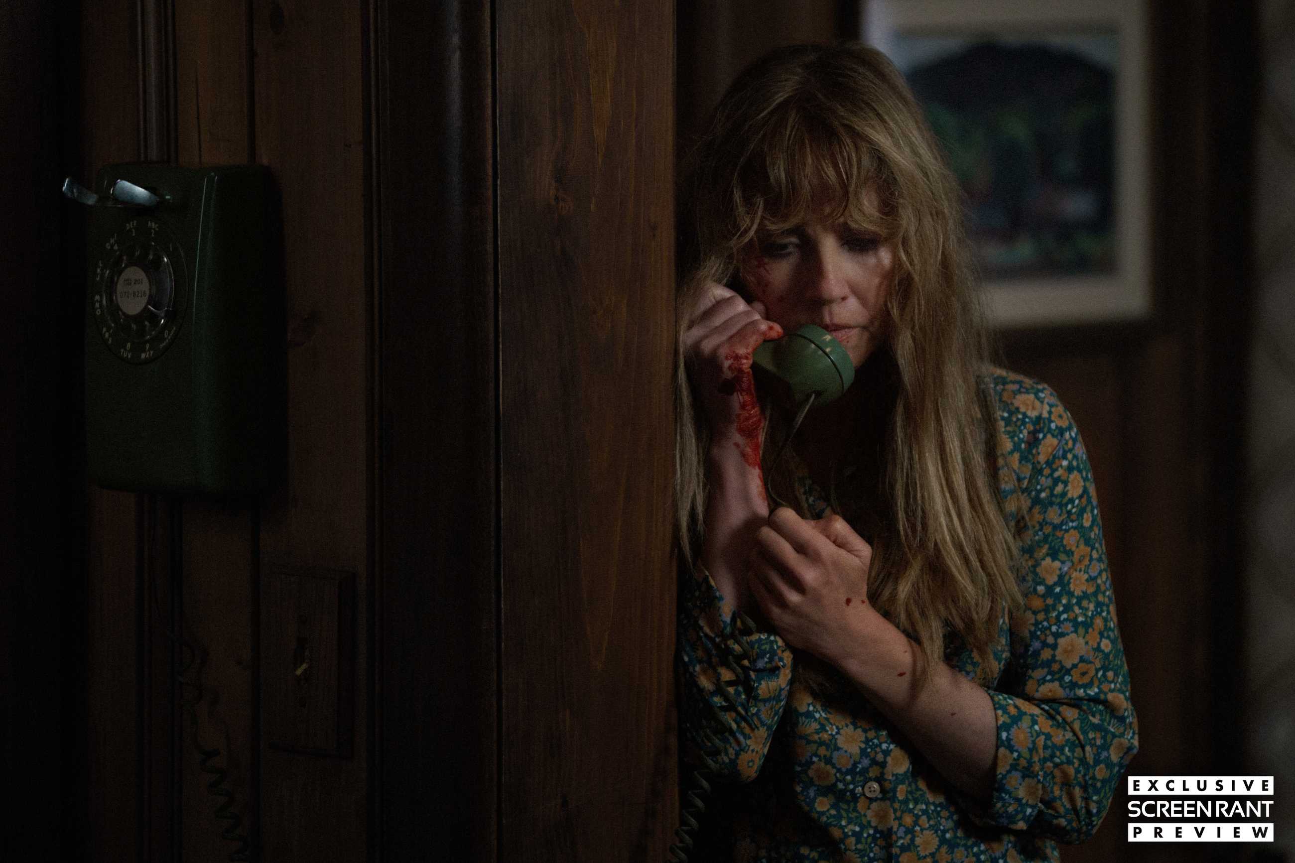 Linda Cardellini in Crystal Lake