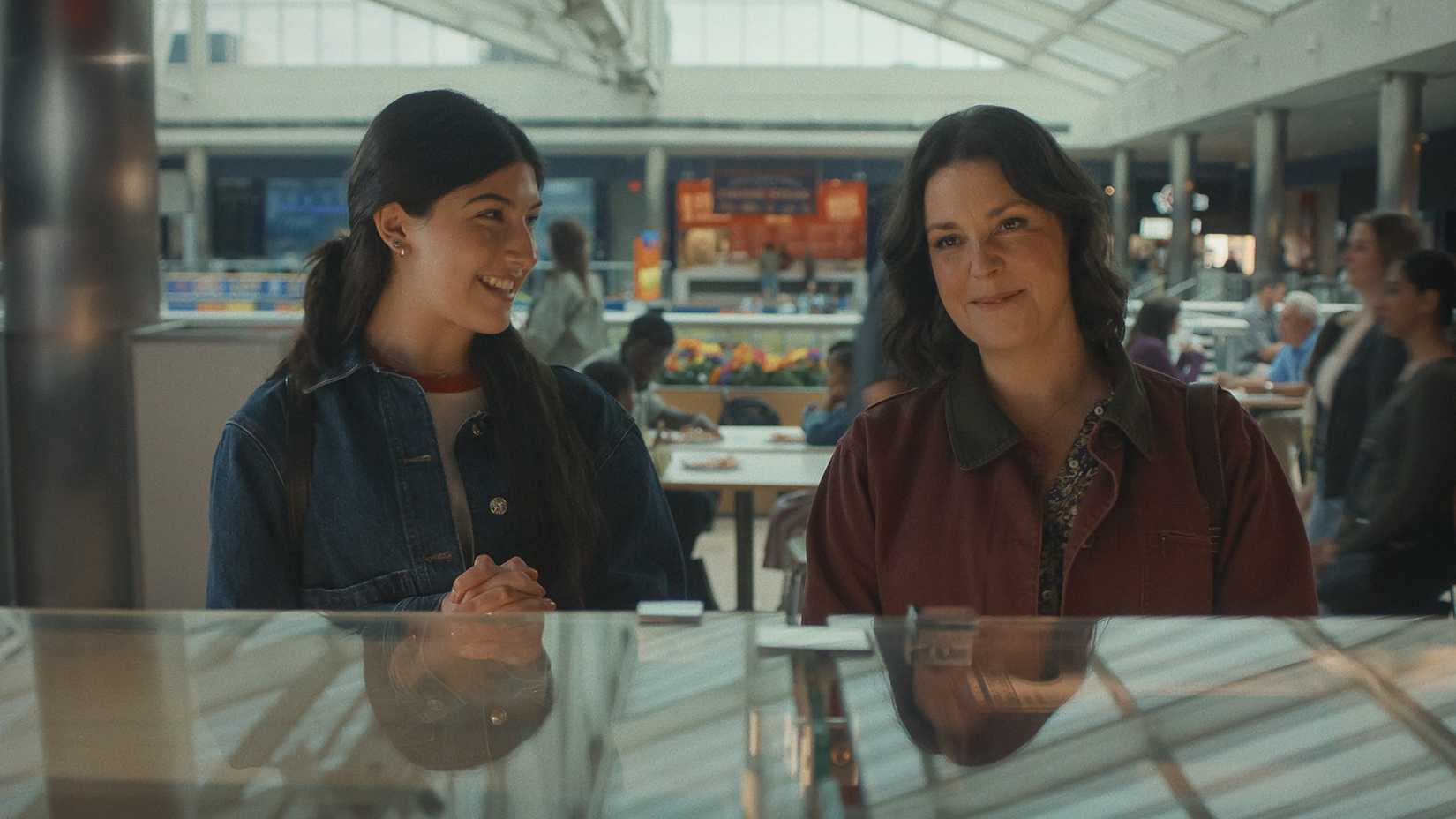 DON’T SAY GOOD LUCK. (L to R) Sunny Sandler as Sophie and Melanie Lynskey as Elizabeth in Don’t Say Good Luck. Cr. Courtesy of Netflix © 2026.