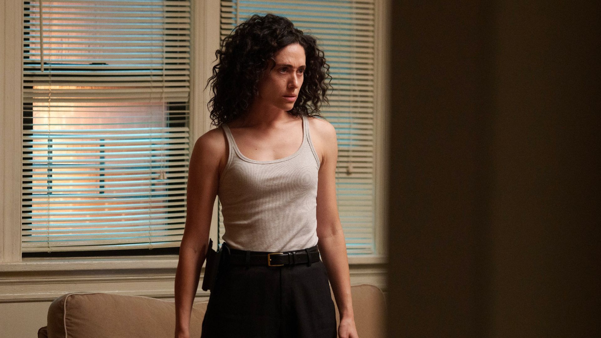 Hulu's New Crime Thriller With Near-Perfect RT Score Continues #1 Streak In Week 3