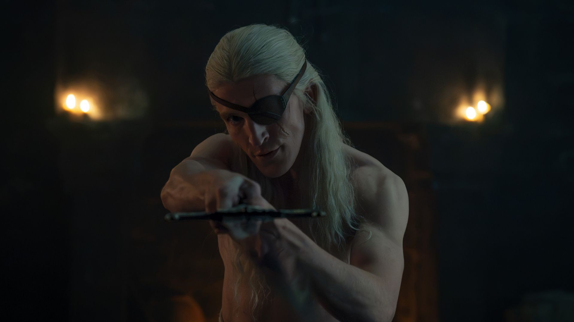 How Aemond Targaryen Dies In House Of The Dragon (& When Will It Happen?) image