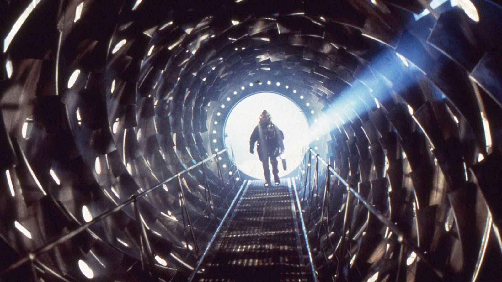 8 Masterpiece Cosmic Horror Stories You May Not Know About