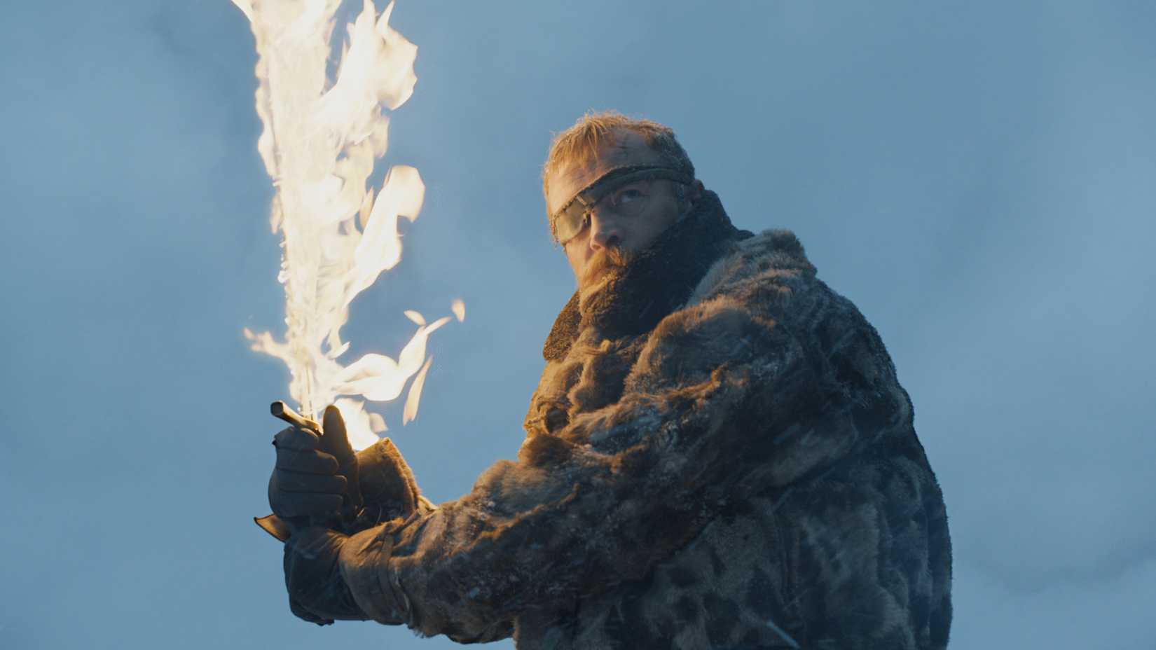 Beric Dondarrion (Richard Dormer) wielding a flaming sword in Game of Thrones.